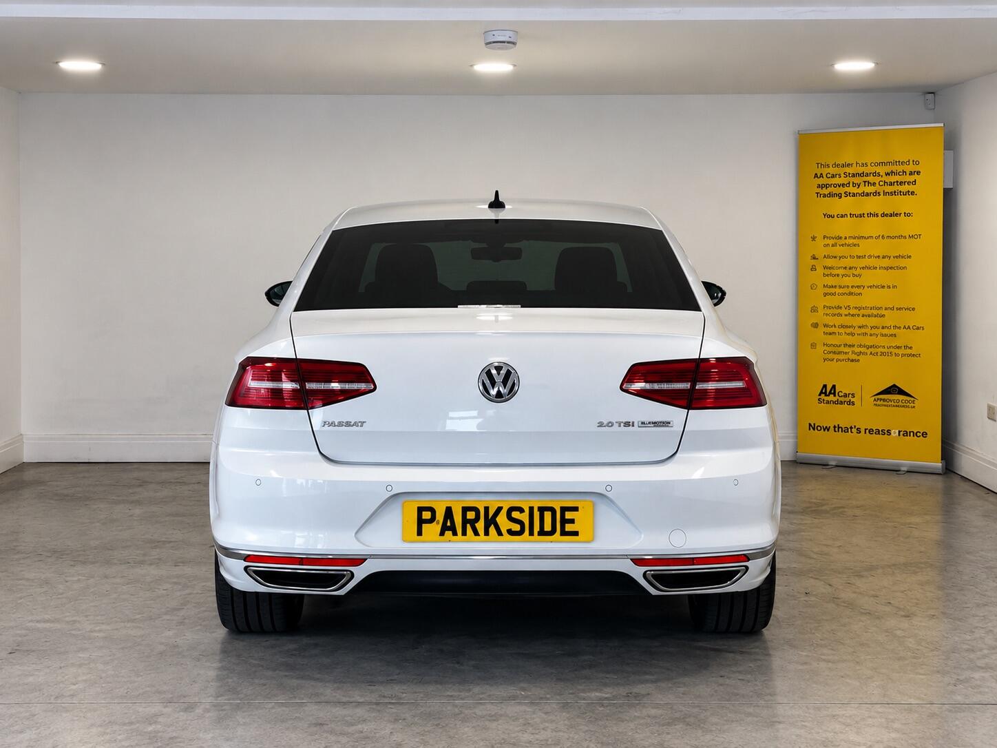 Volkswagen Passat - Image 5