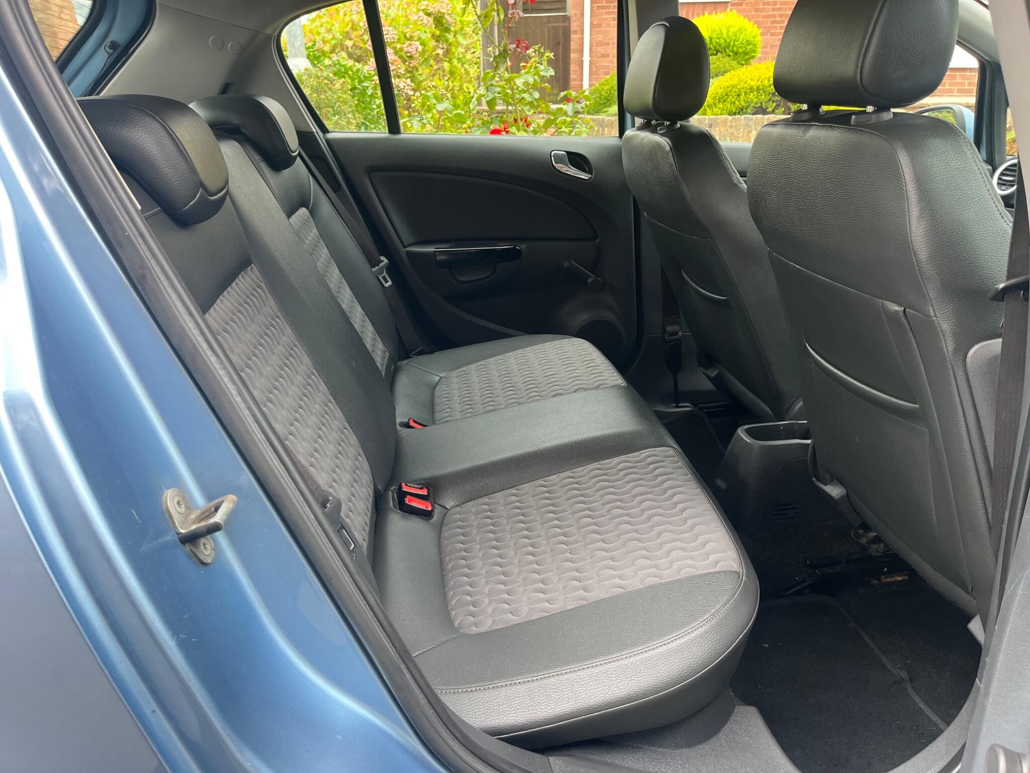 Vauxhall Corsa - Image 25