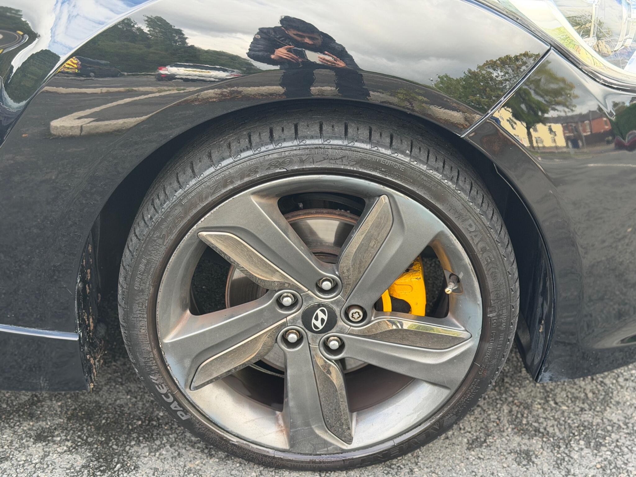 Hyundai Veloster - Image 15