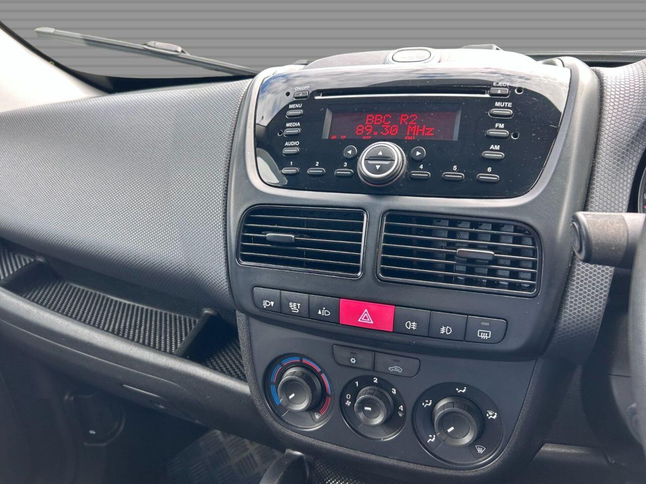 Fiat Doblo - Image 18