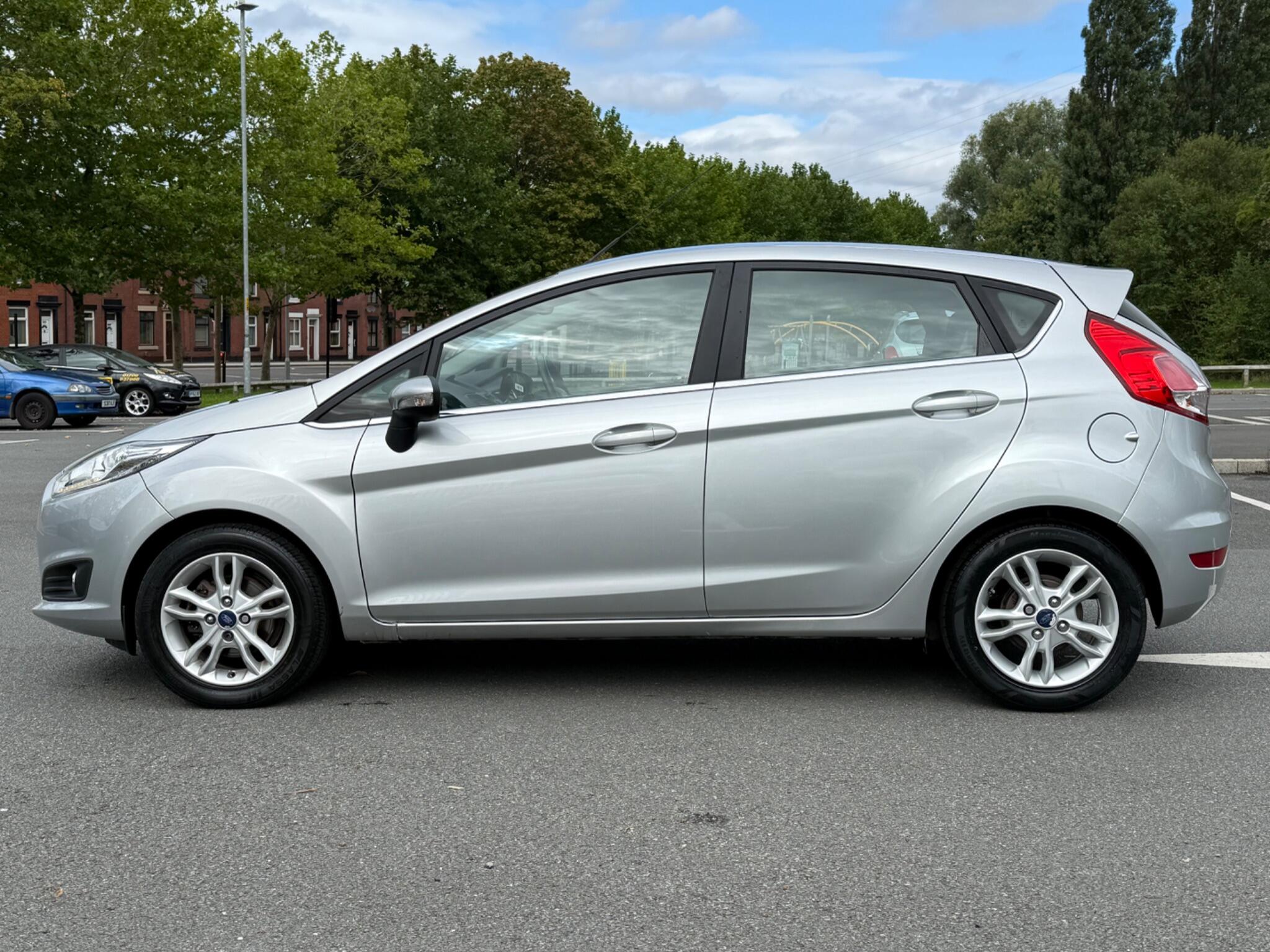 Ford Fiesta - Image 7