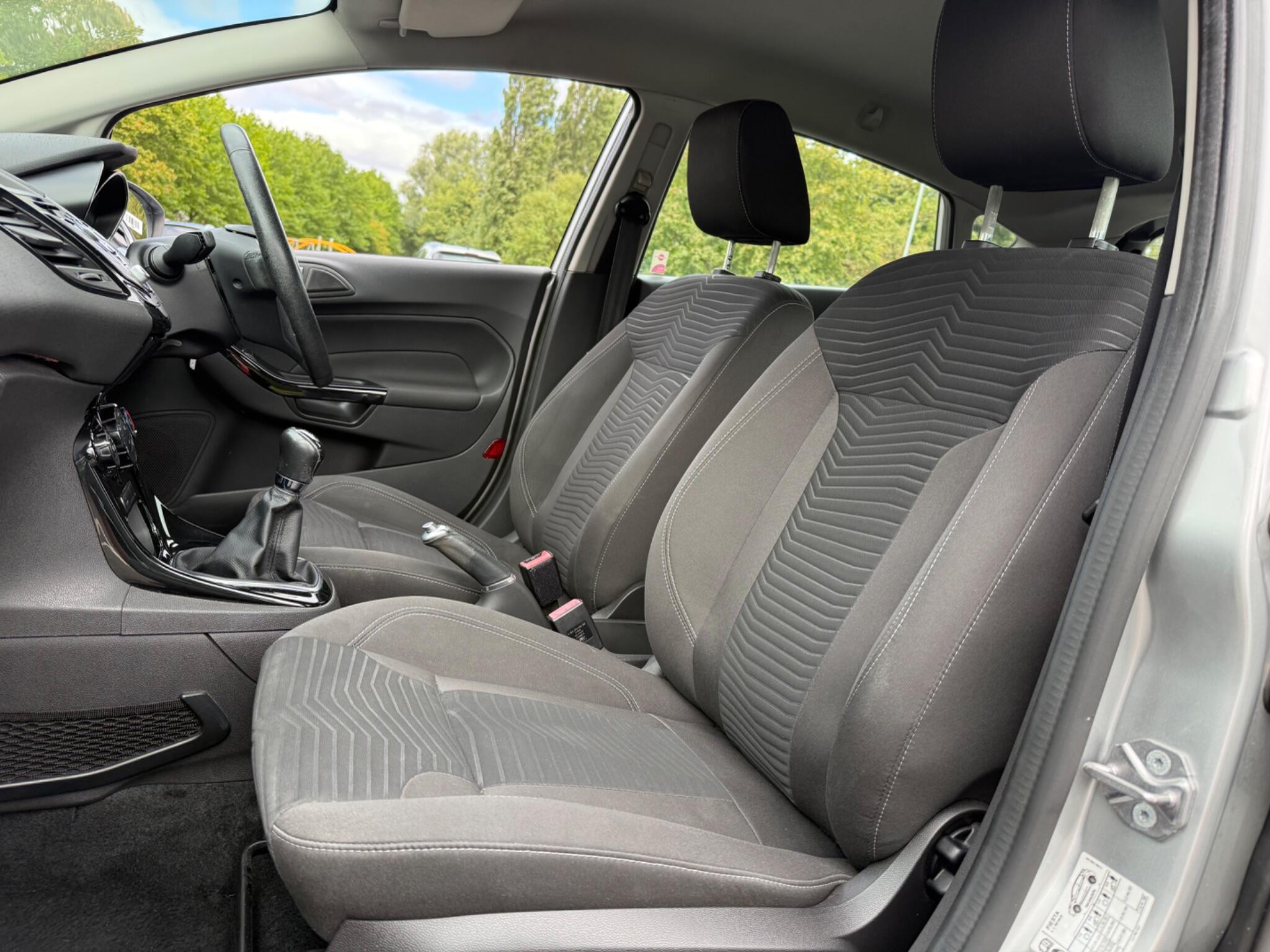 Ford Fiesta - Image 14