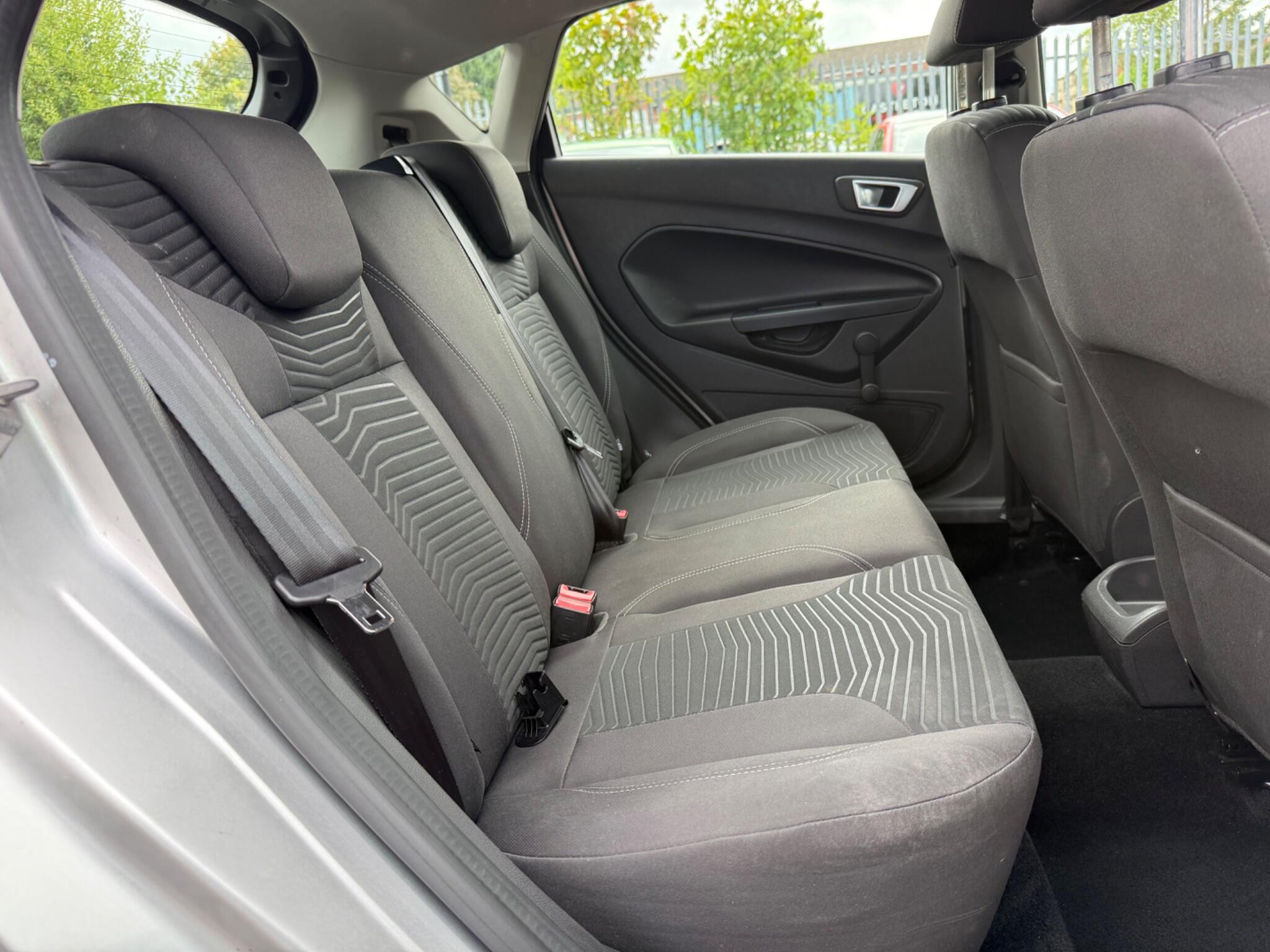 Ford Fiesta - Image 15