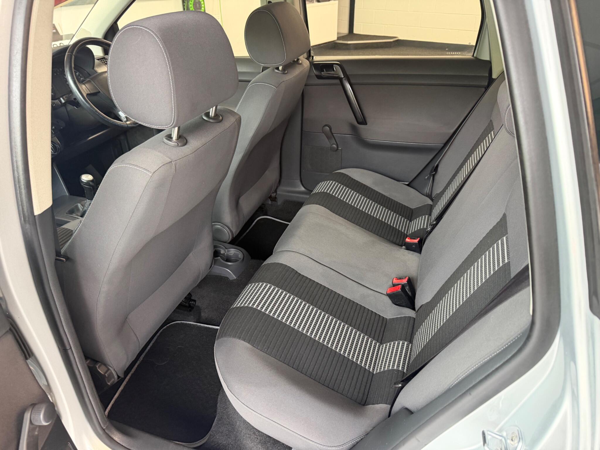 Volkswagen Polo - Image 16