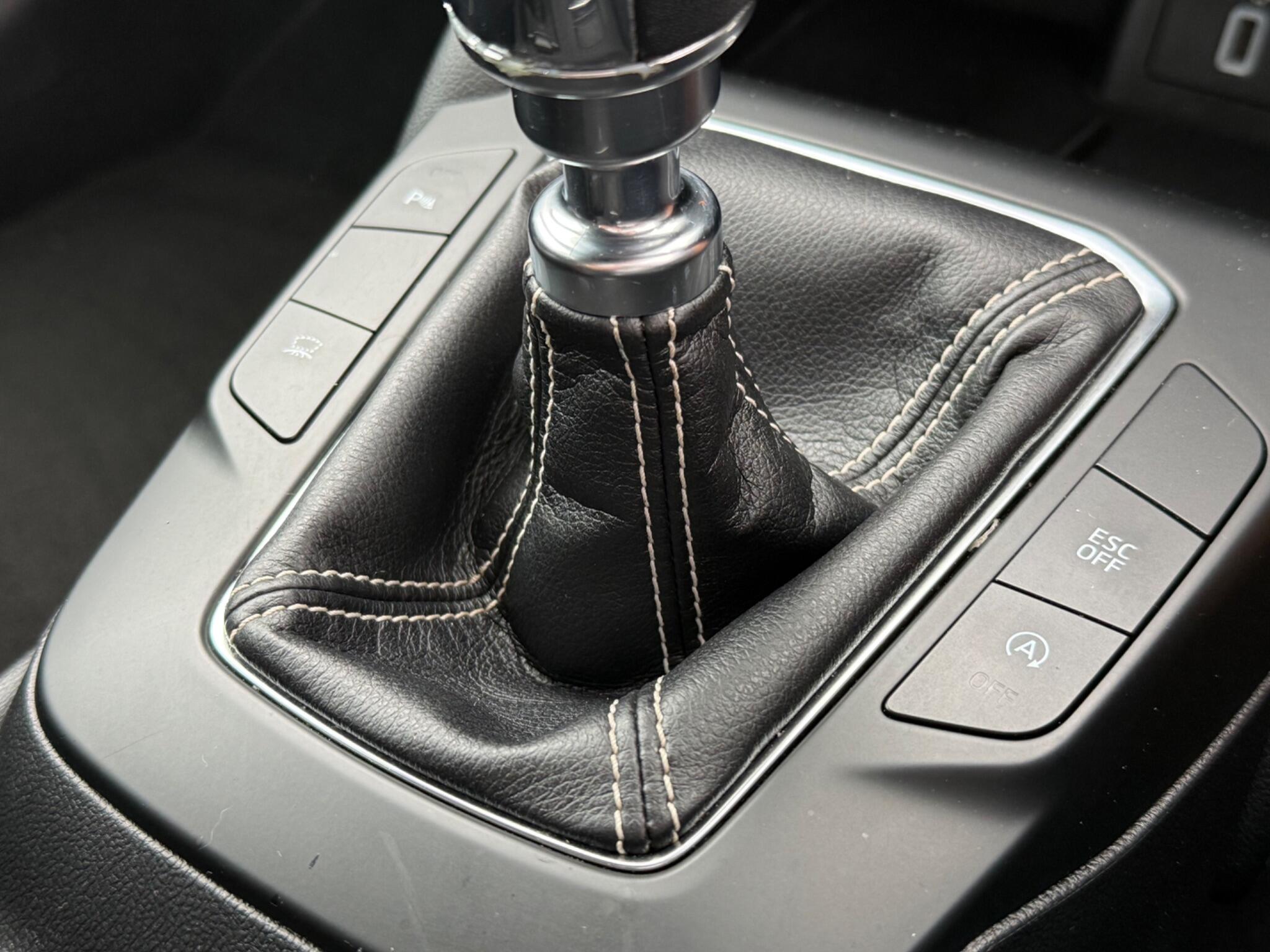 Ford Focus - Image 11