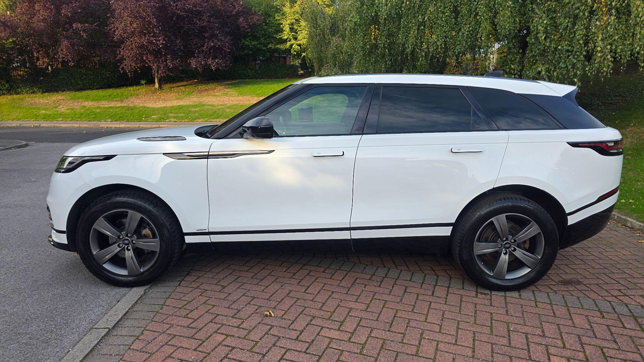 Land Rover Range Rover Velar - Image 12