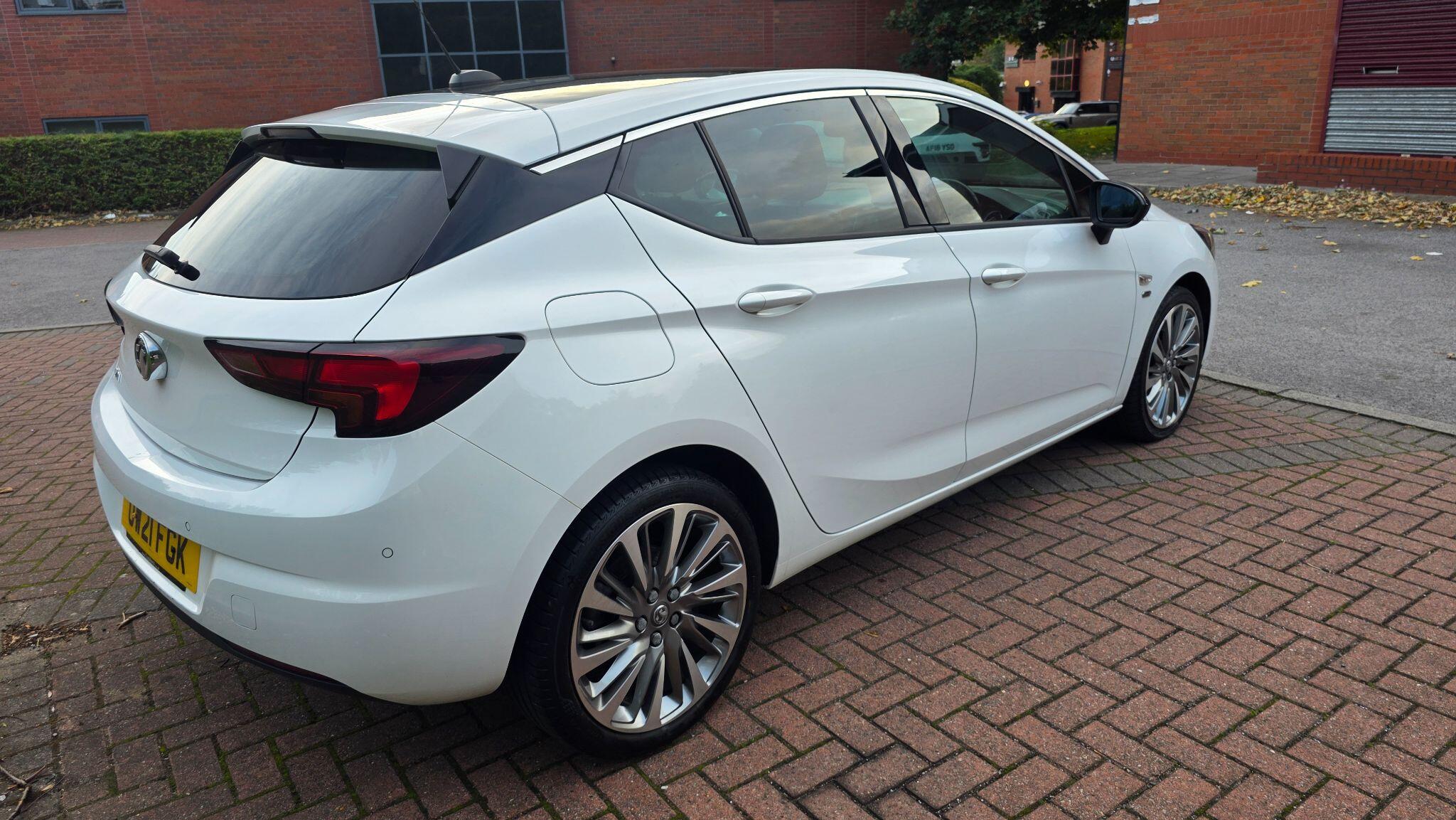 Vauxhall Astra - Image 8