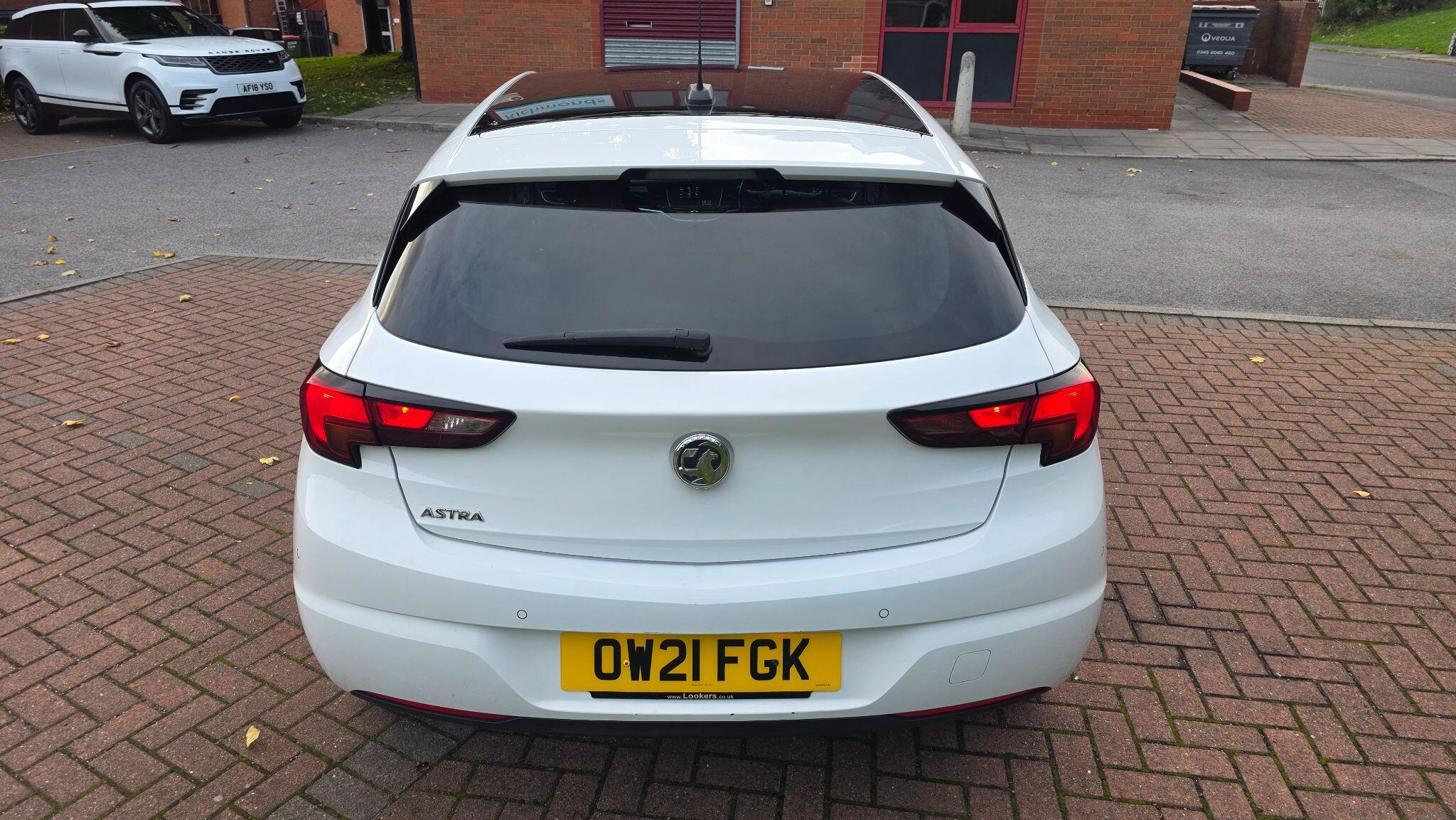 Vauxhall Astra - Image 12