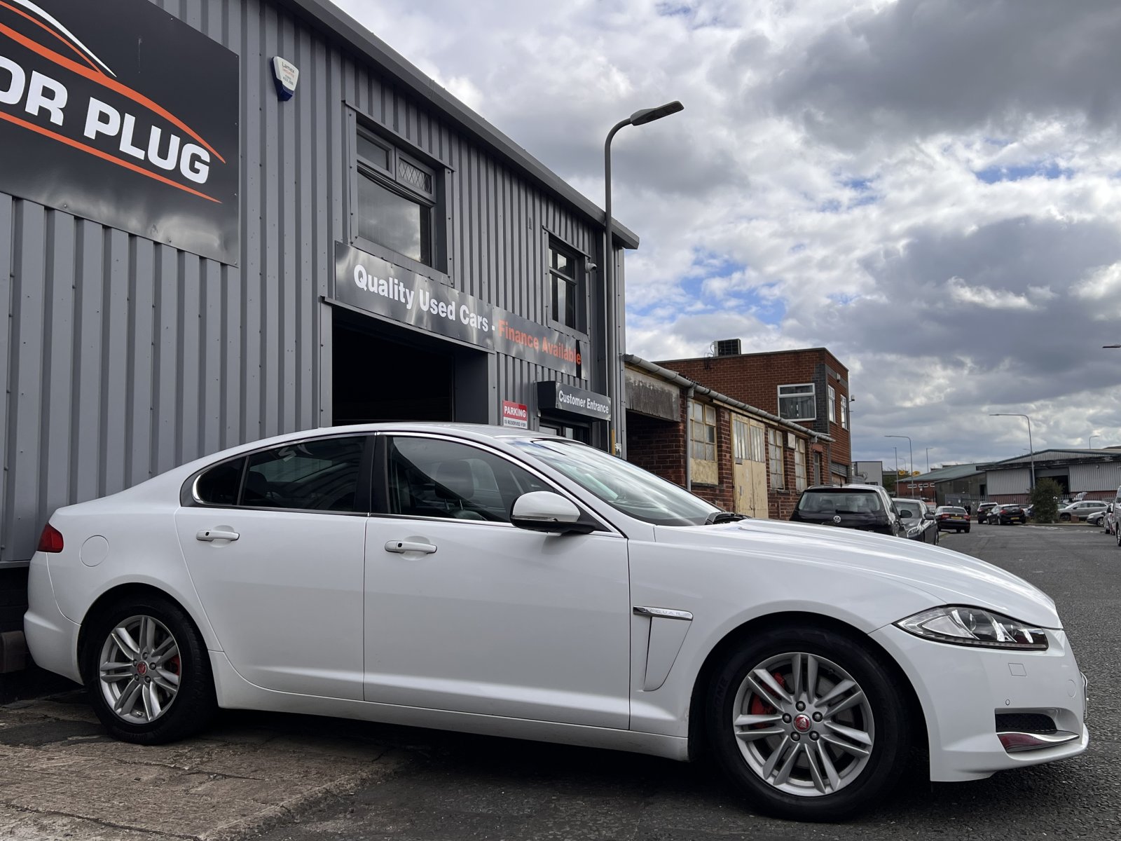 Jaguar XF - Image 7