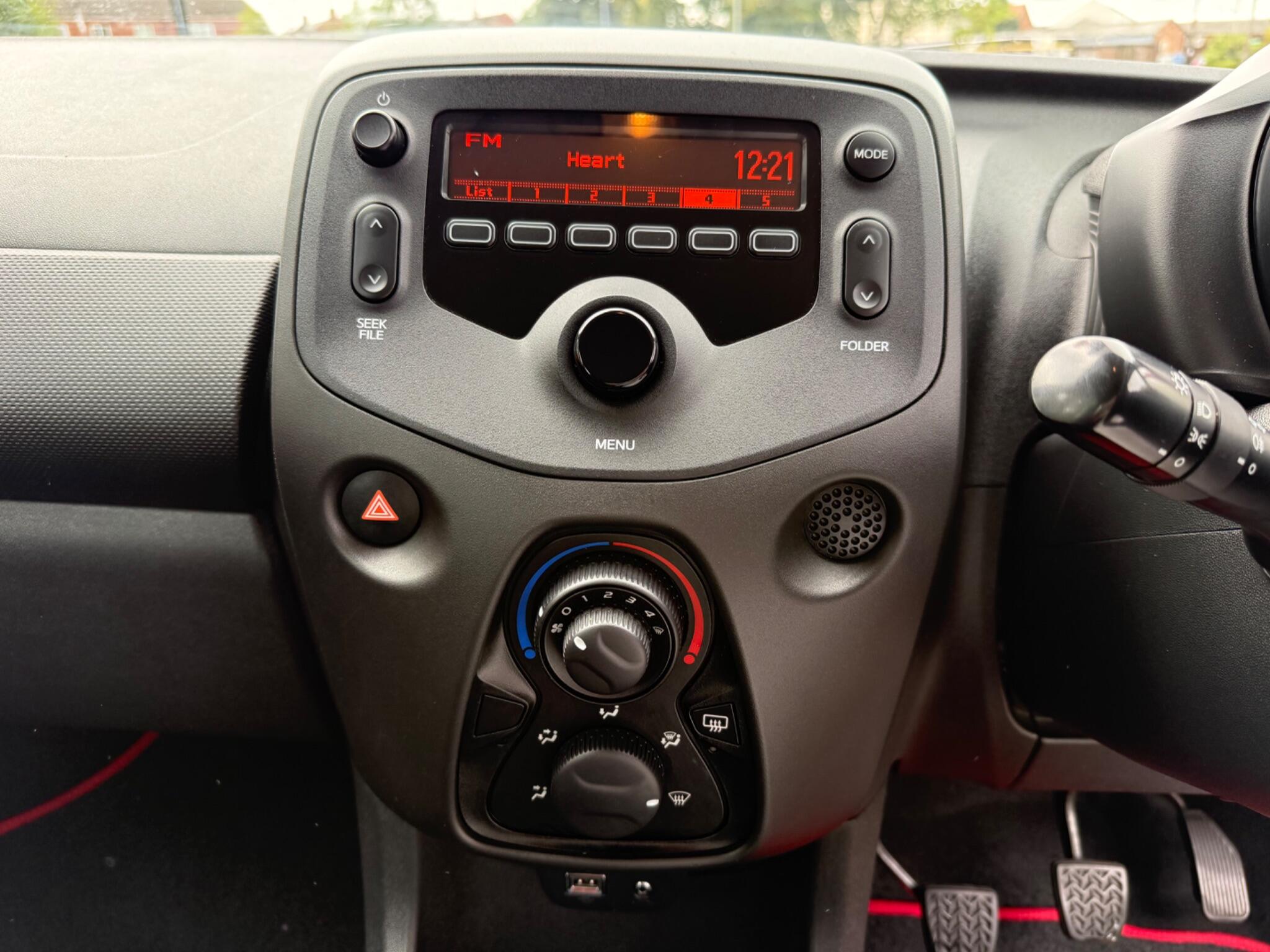 Peugeot 108 - Image 11