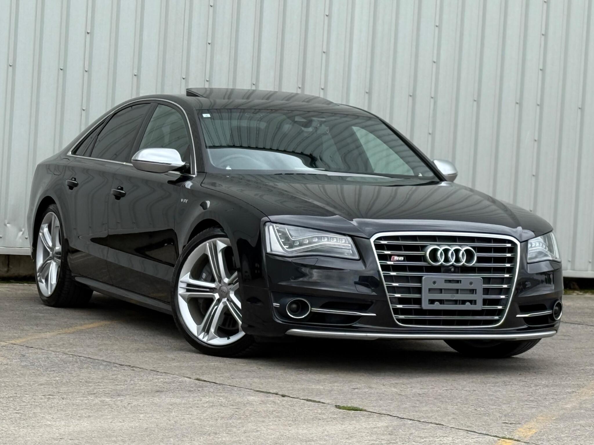 Audi S8