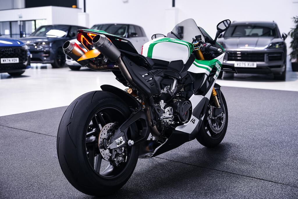 Ducati PANIGALE V4 - Image 7