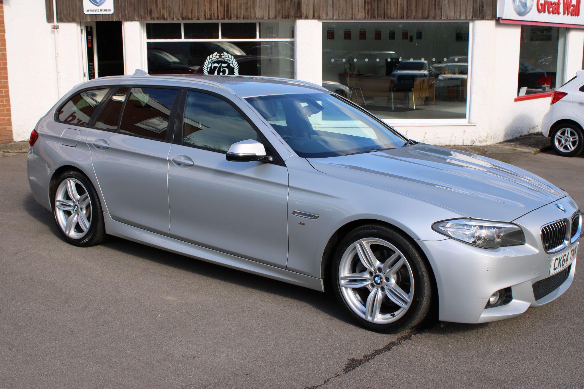 BMW 5 Series - Image 12