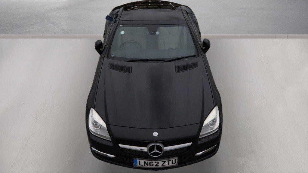 Mercedes SLK - Image 8