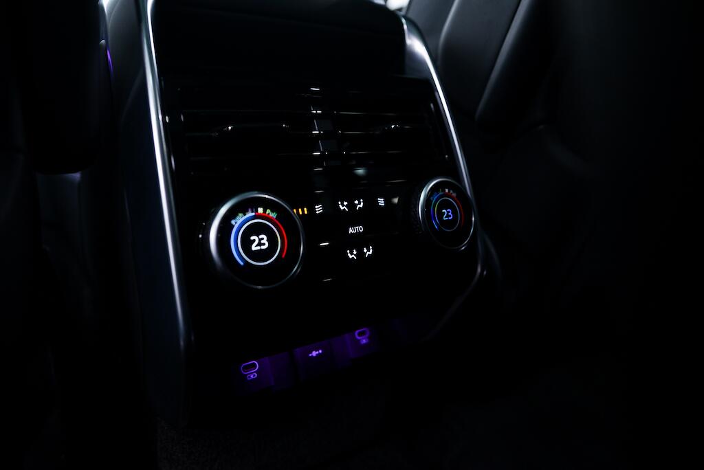 Land Rover Range Rover - Image 18