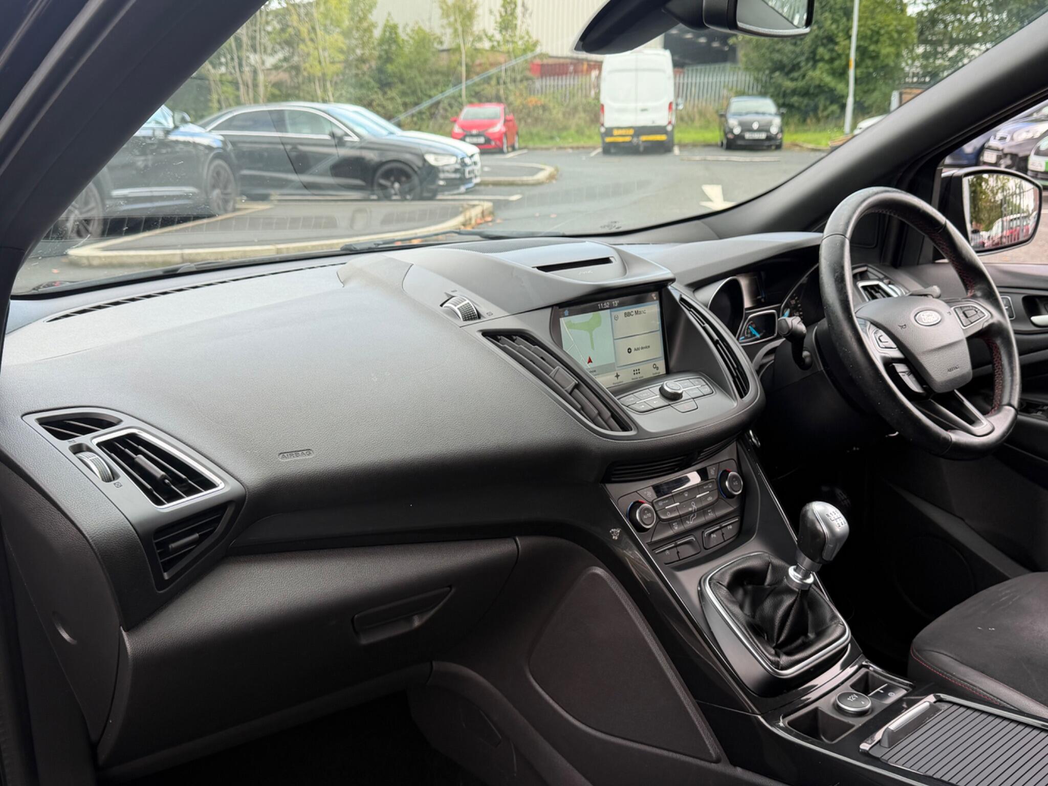 Ford Kuga - Image 24