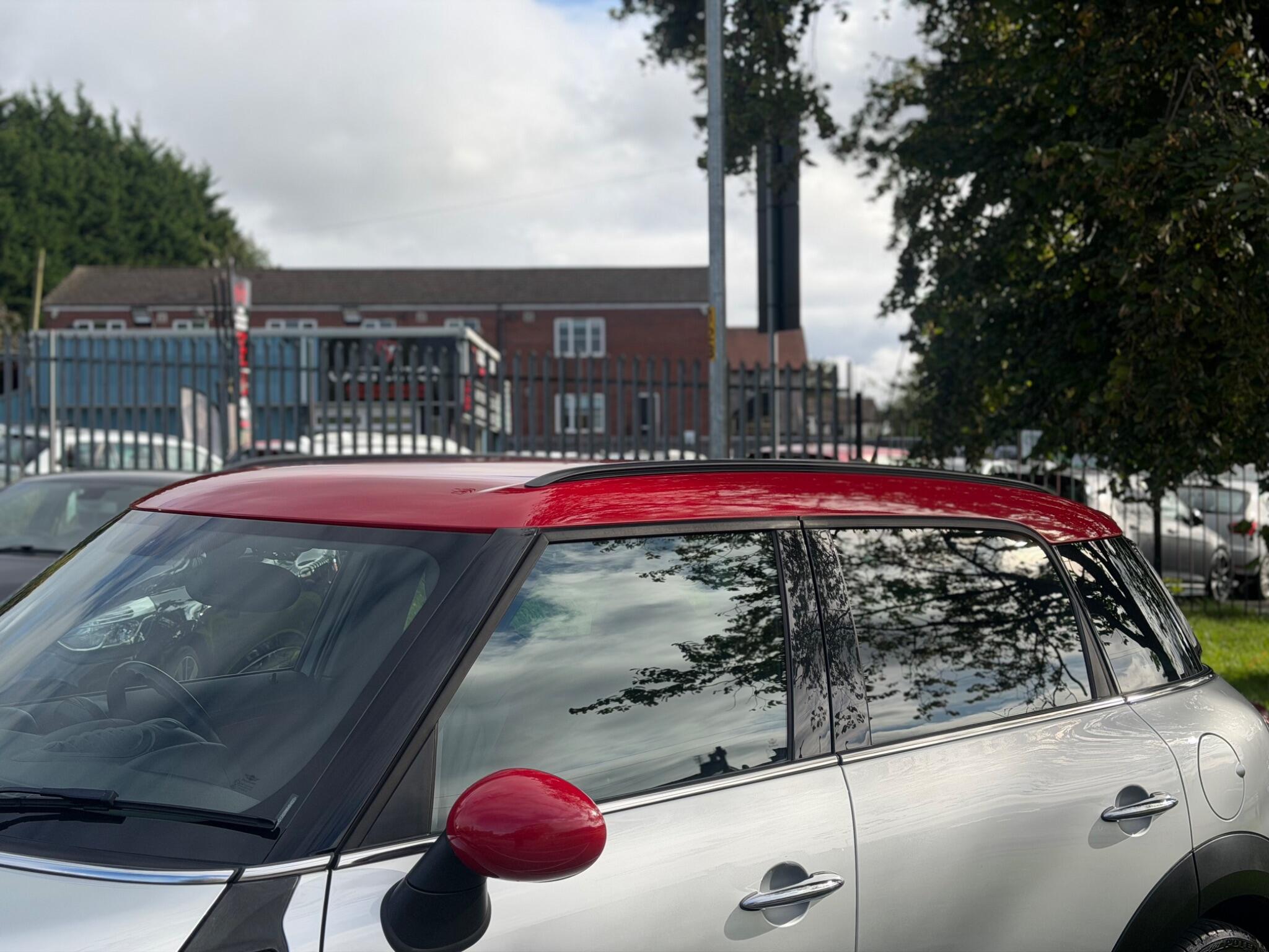 MINI Countryman - Image 16