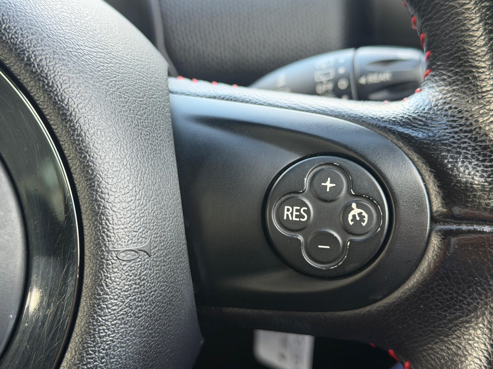 MINI Countryman - Image 31