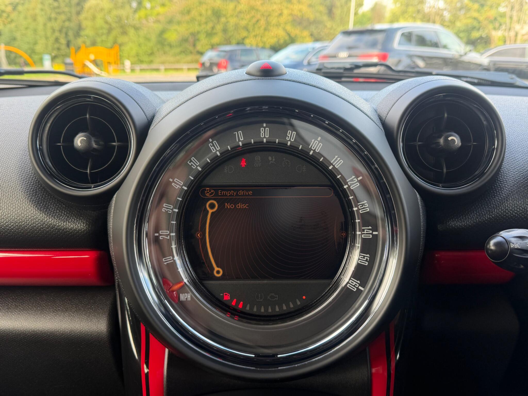 MINI Countryman - Image 35
