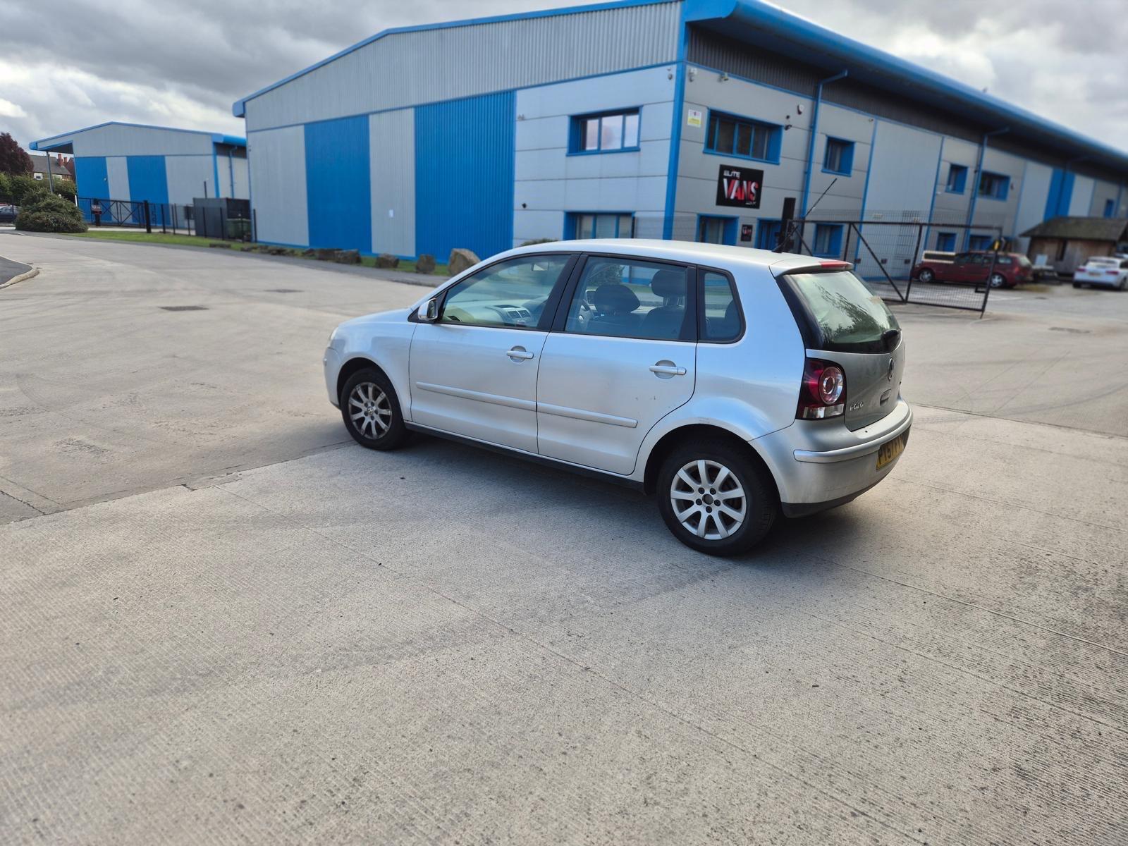 Volkswagen Polo - Image 5
