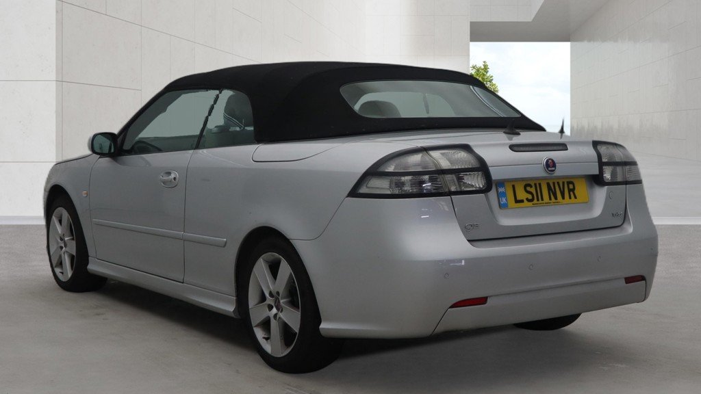 Saab 9-3 - Image 4