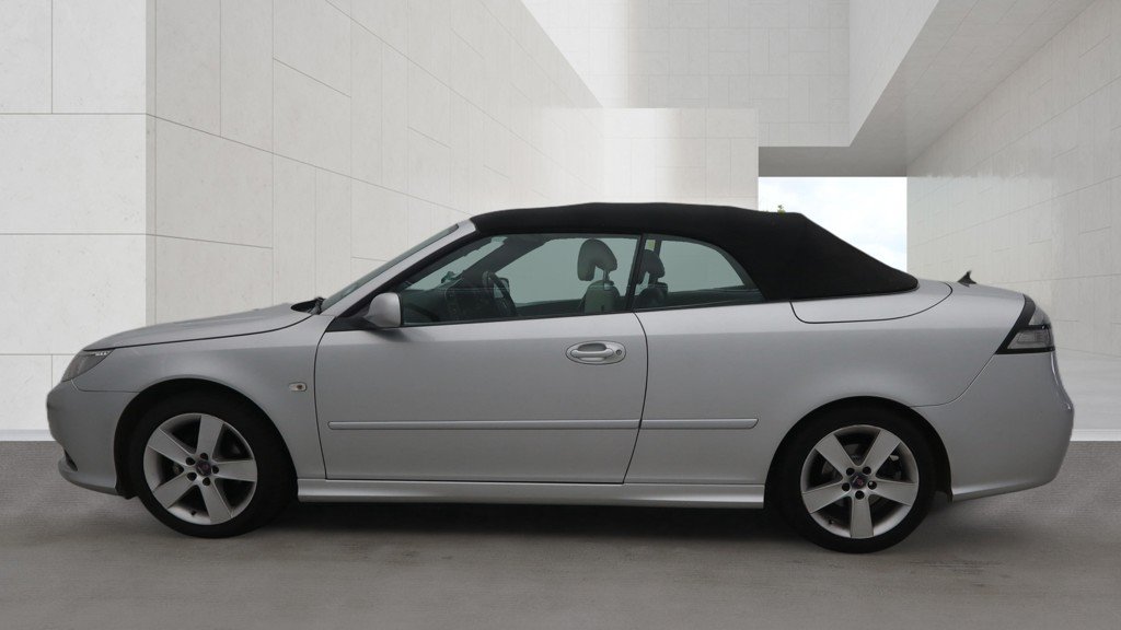 Saab 9-3 - Image 8
