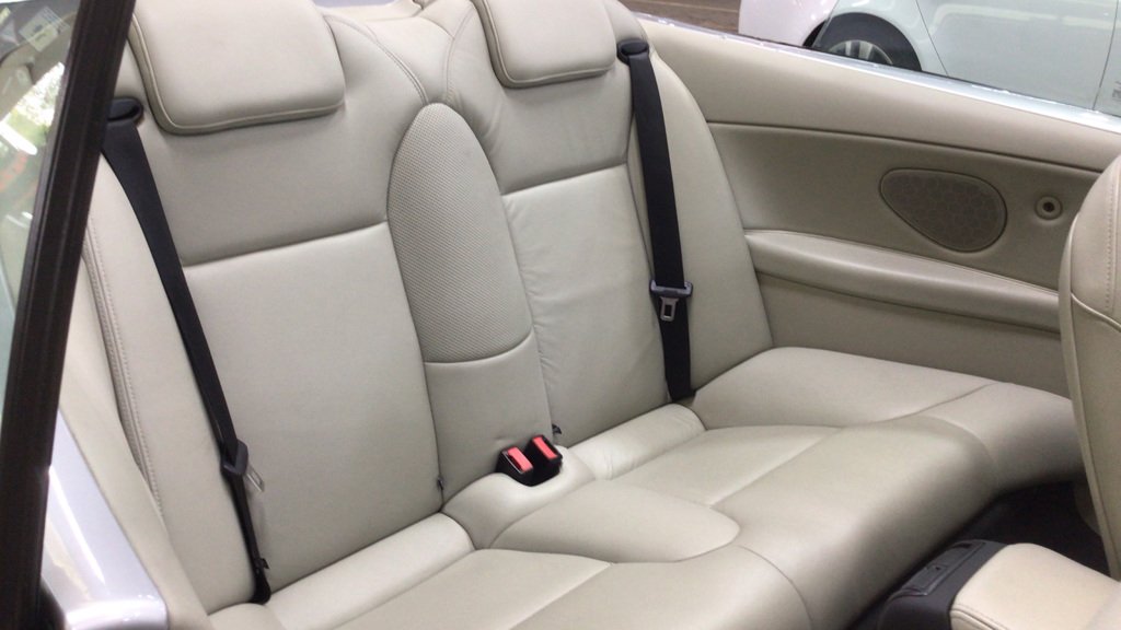 Saab 9-3 - Image 10