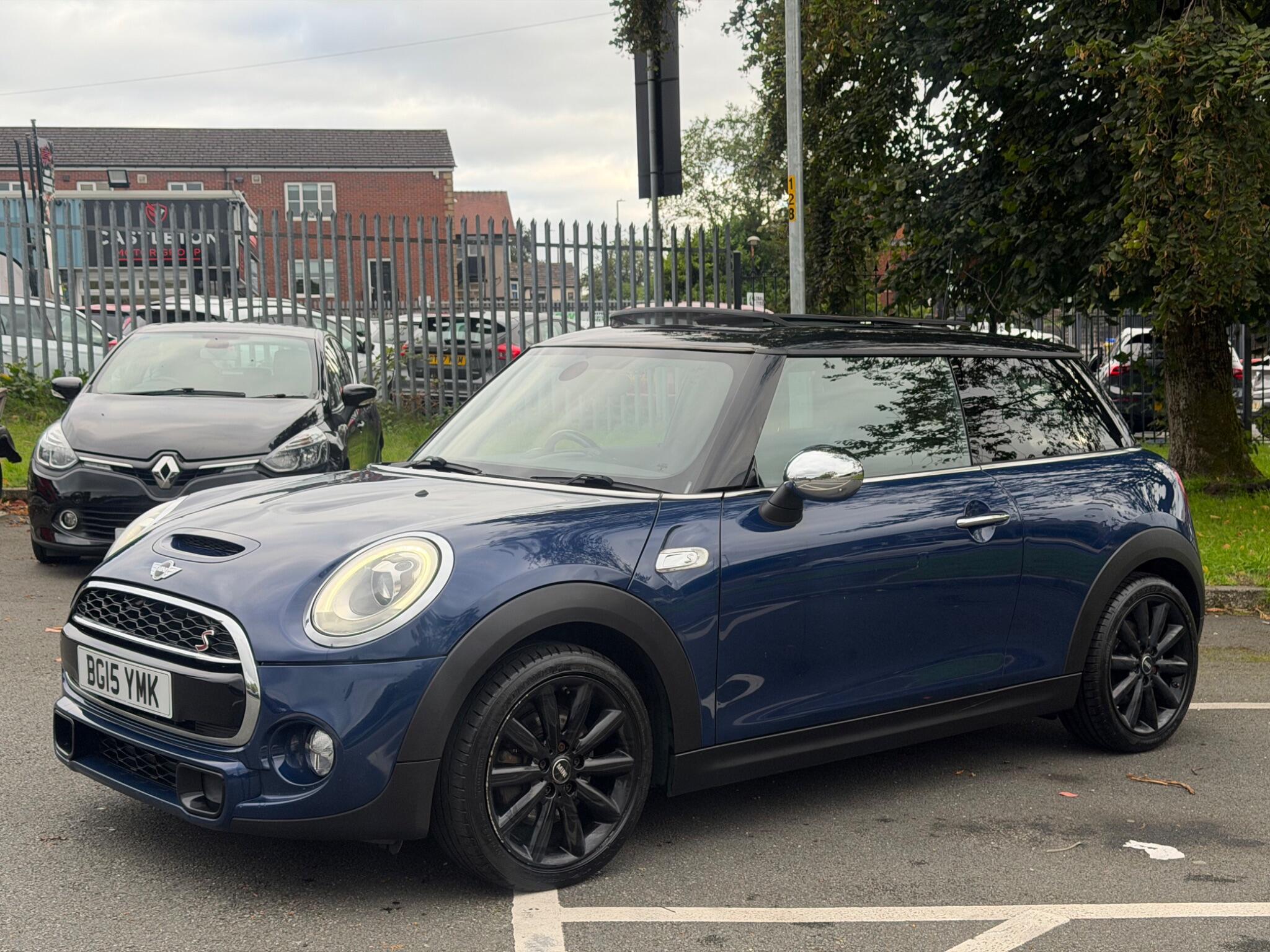 MINI Hatch - Image 3