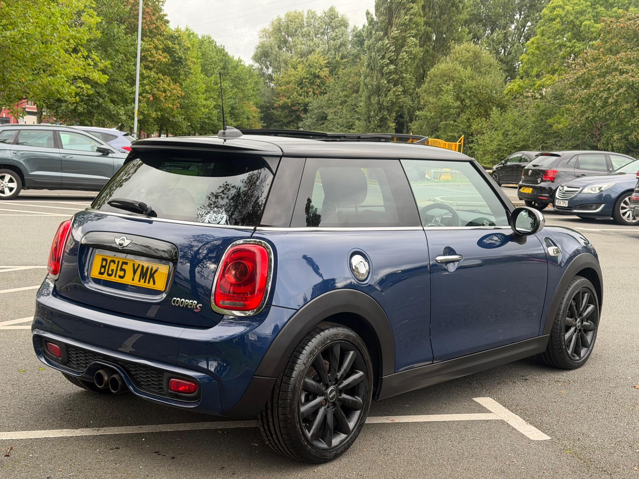 MINI Hatch - Image 9