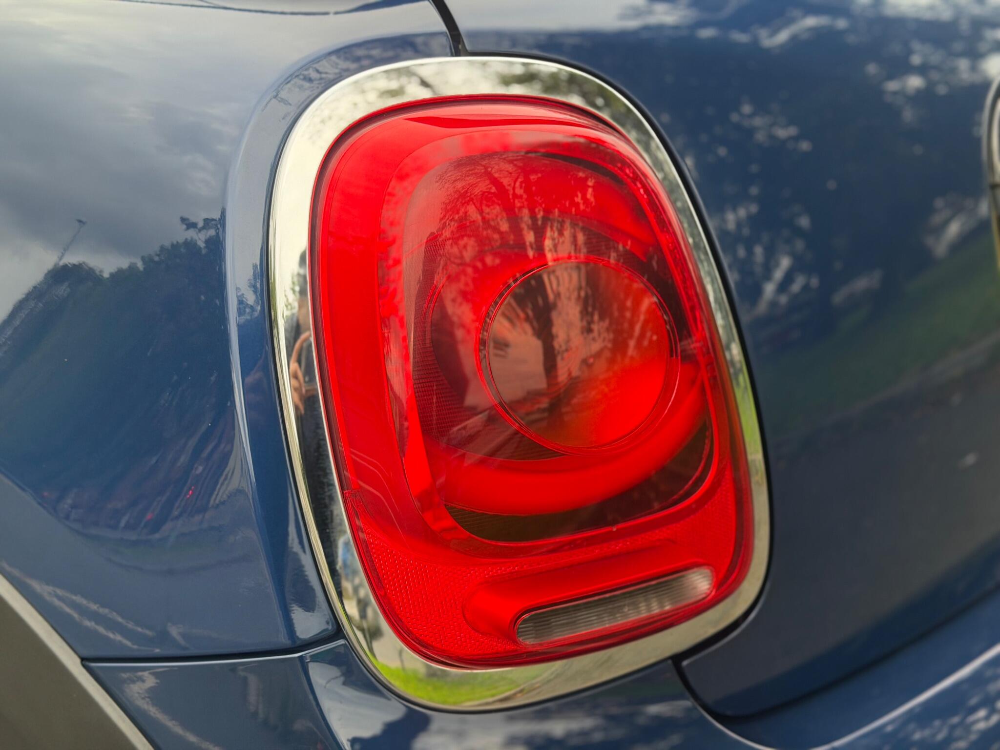 MINI Hatch - Image 10