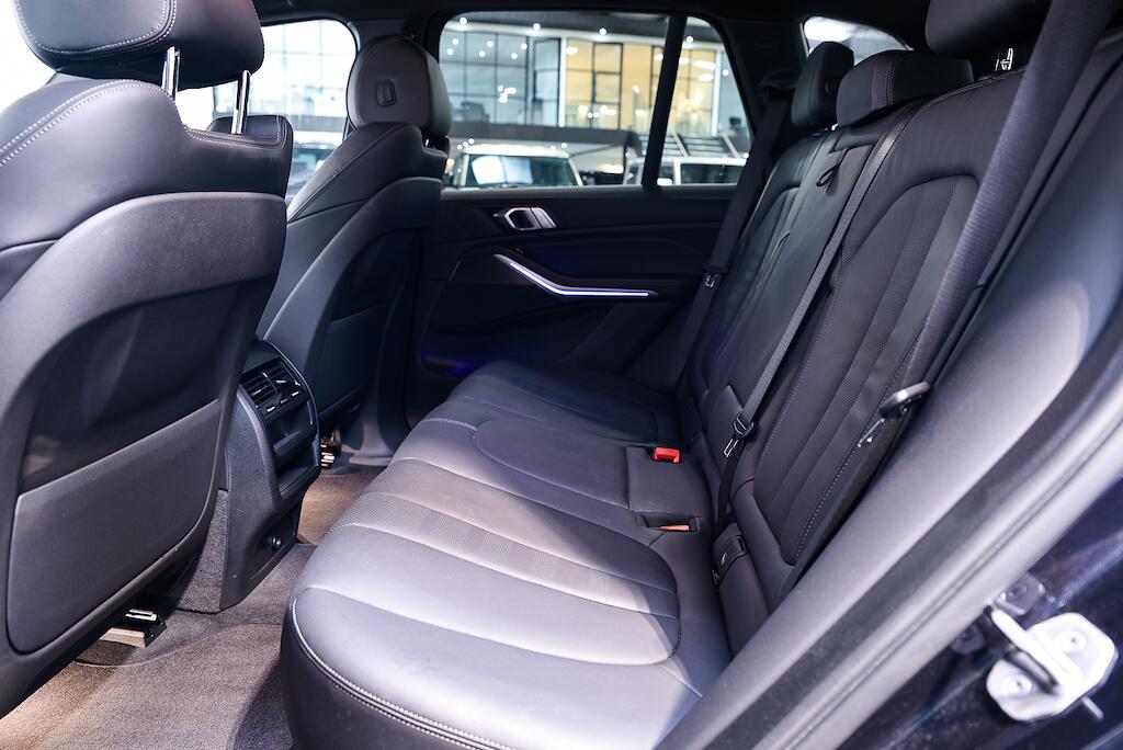 BMW X5 - Image 9