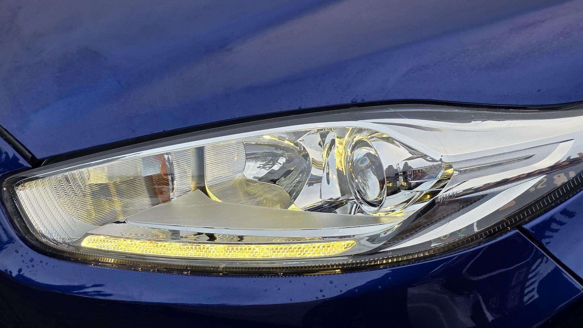Ford Fiesta - Image 11