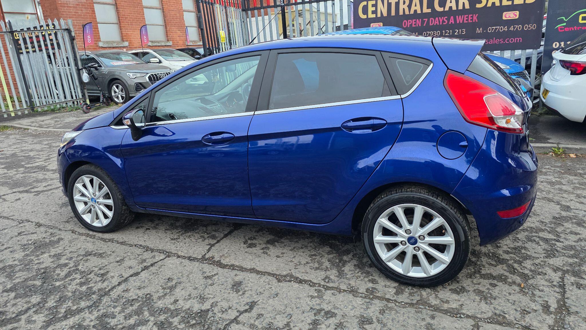 Ford Fiesta - Image 16