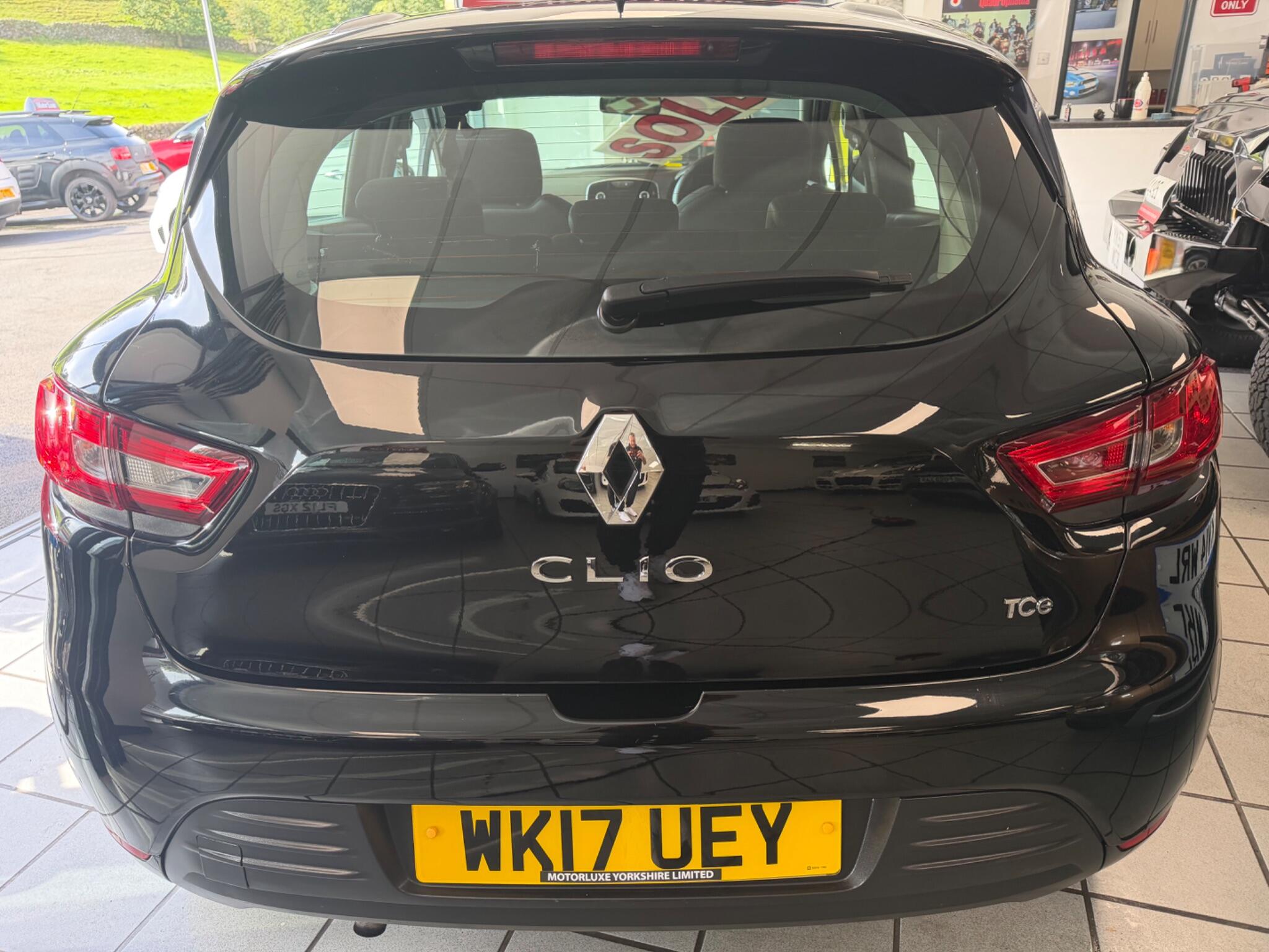 Renault Clio - Image 5