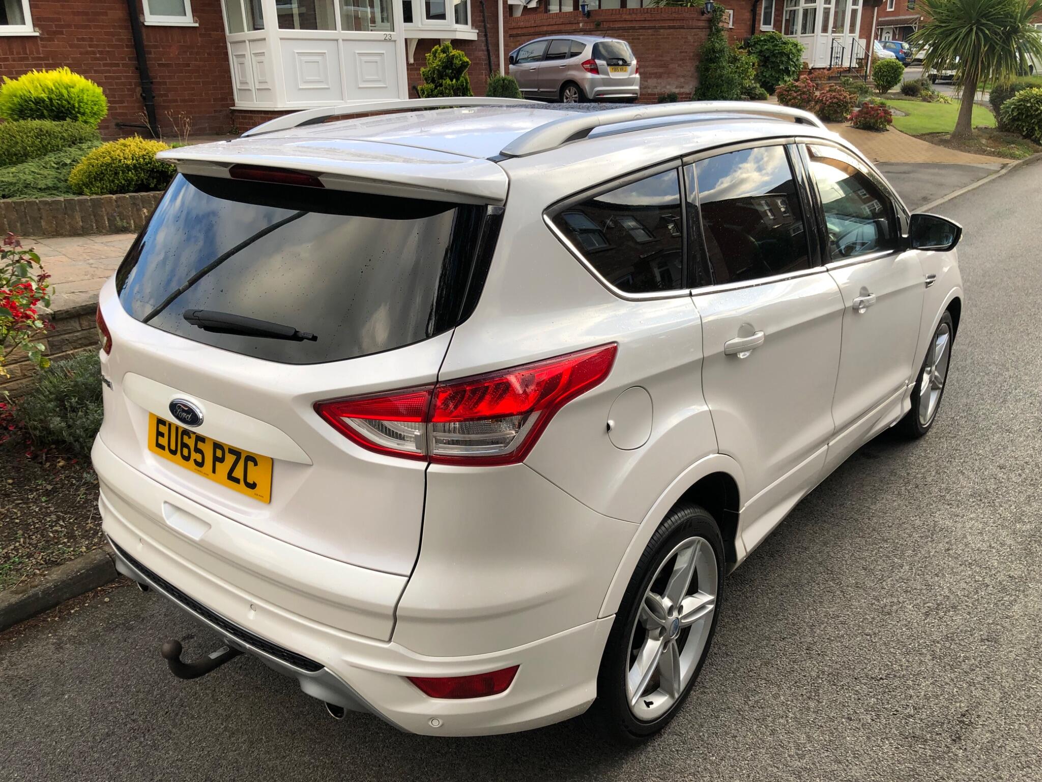 Ford Kuga - Image 18