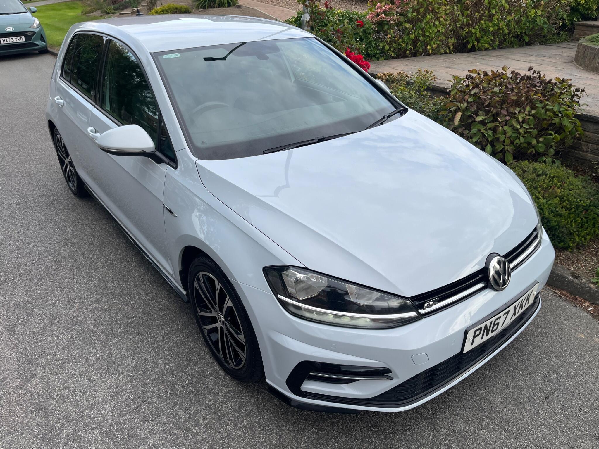 Volkswagen Golf - Image 16