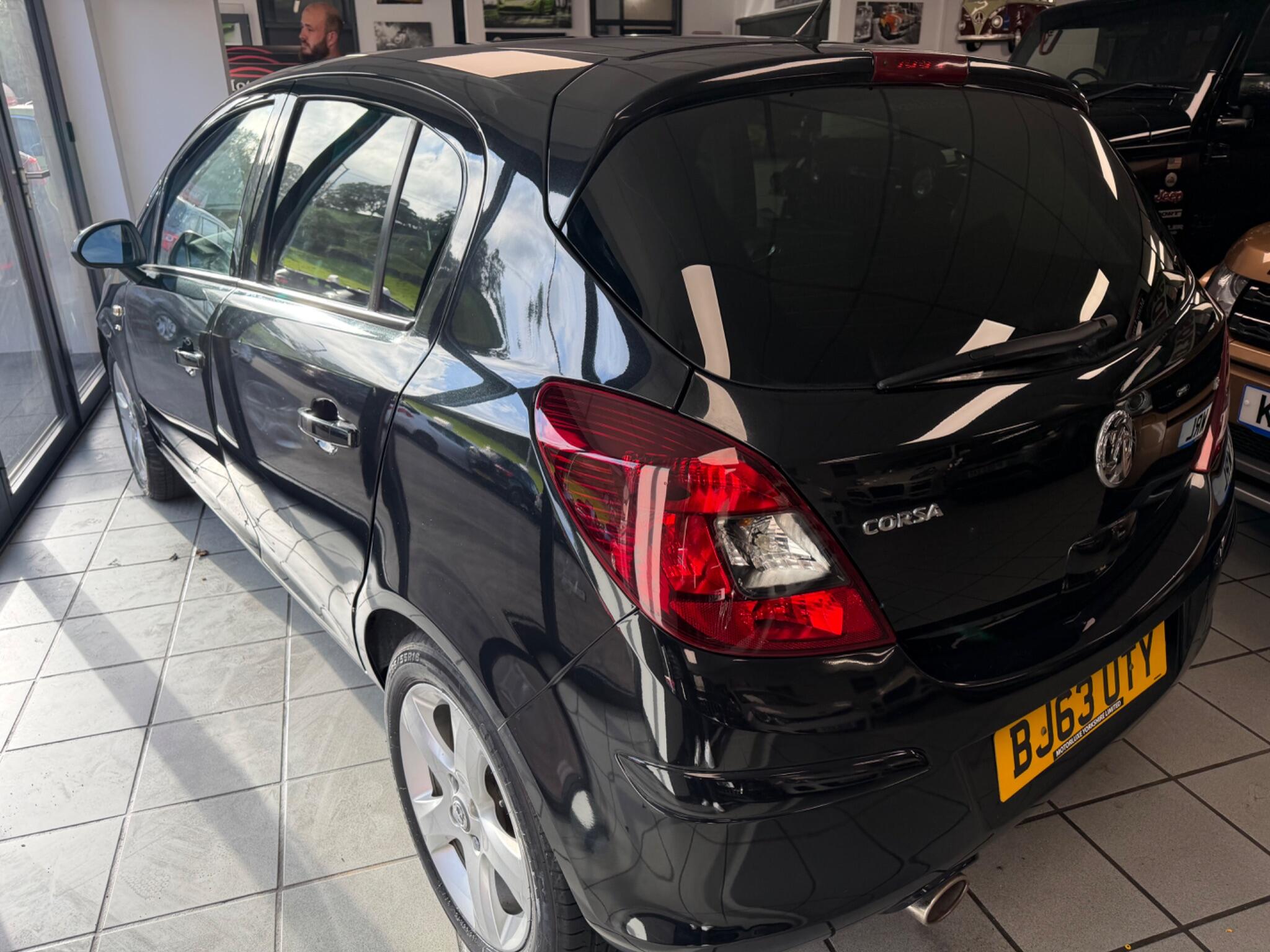Vauxhall Corsa - Image 5