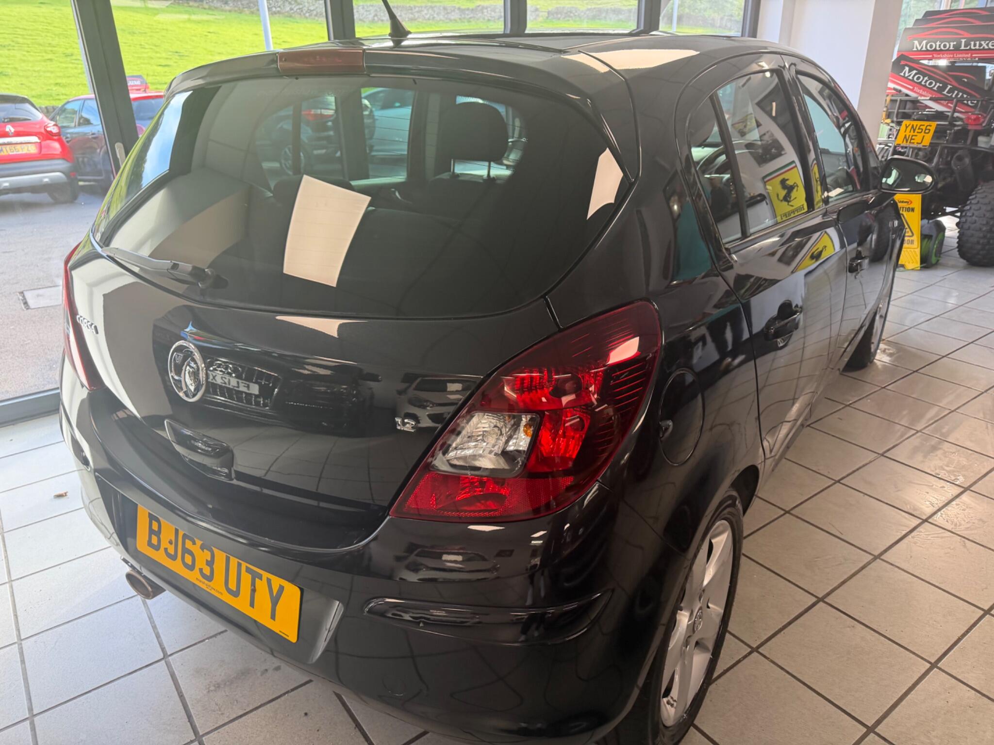Vauxhall Corsa - Image 14