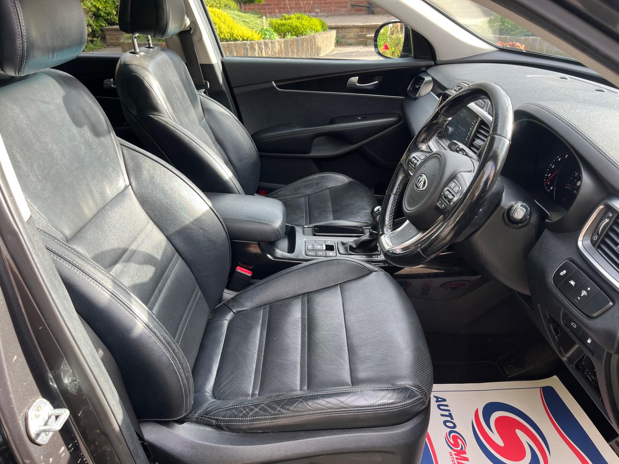 Kia Sorento - Image 17