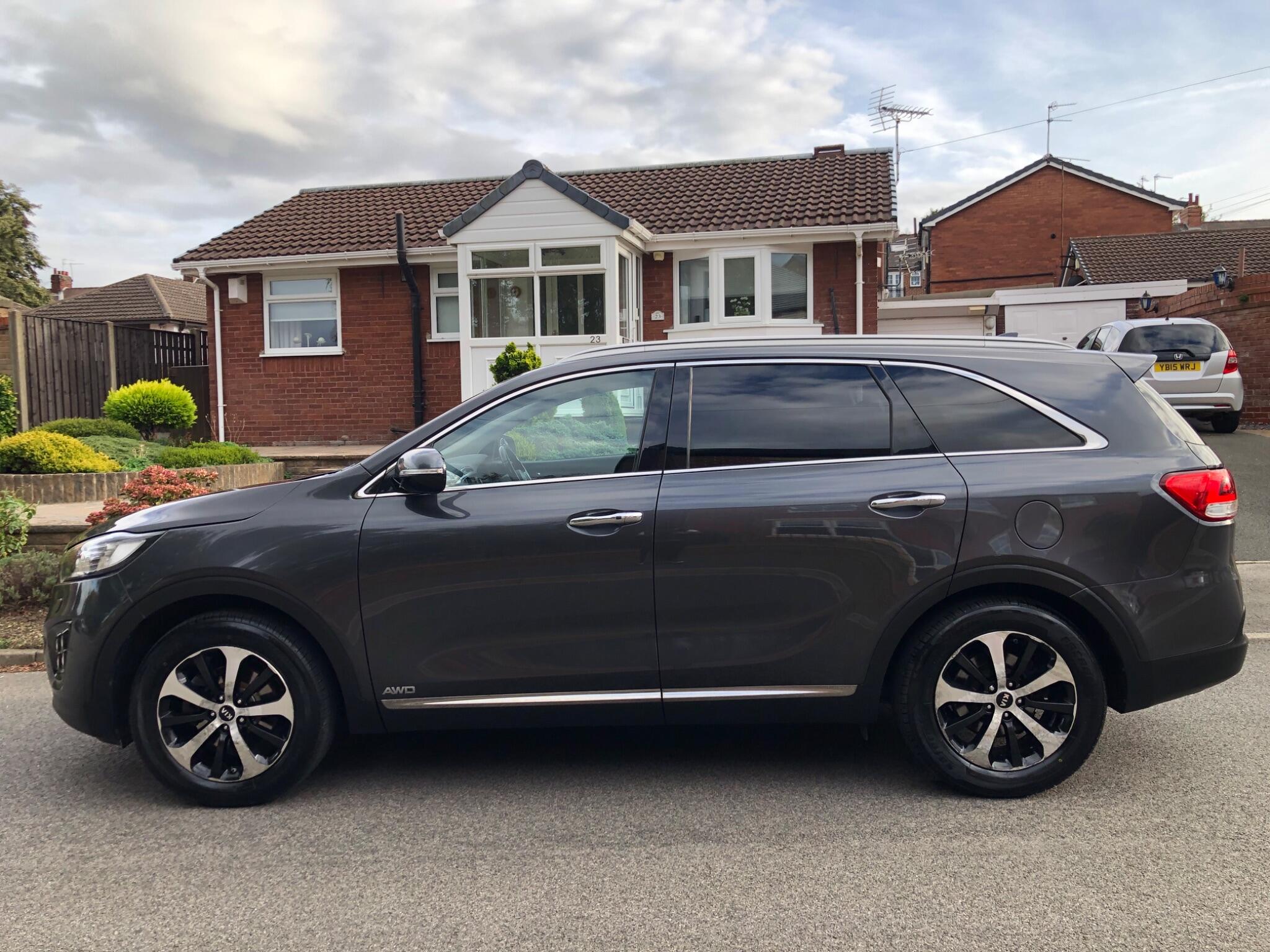 Kia Sorento - Image 9