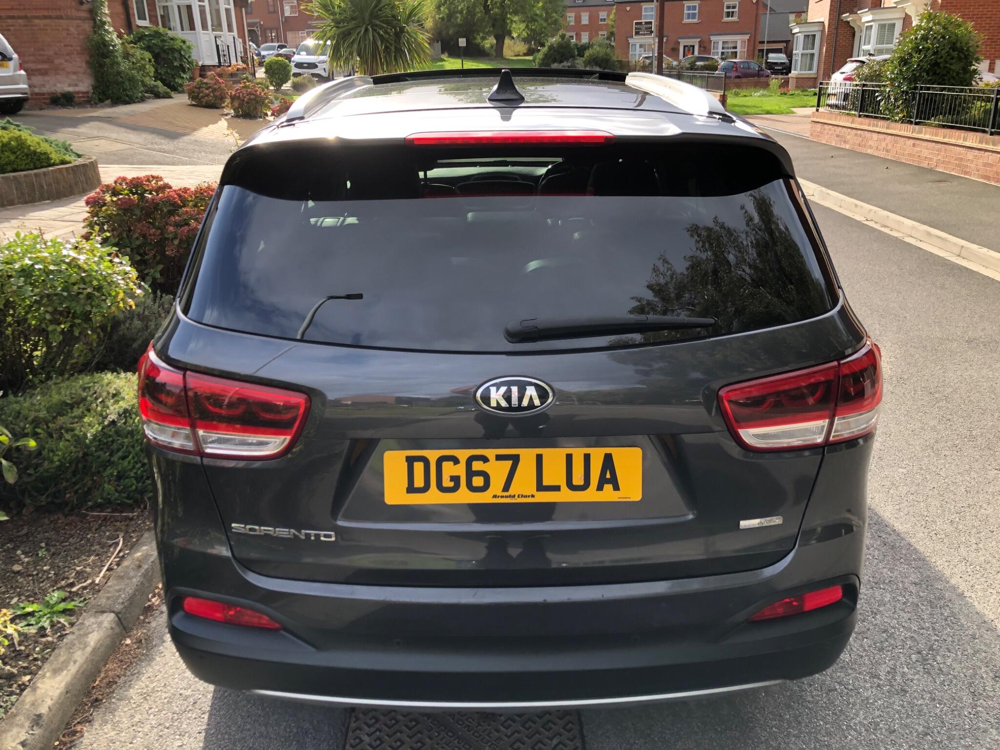 Kia Sorento - Image 10