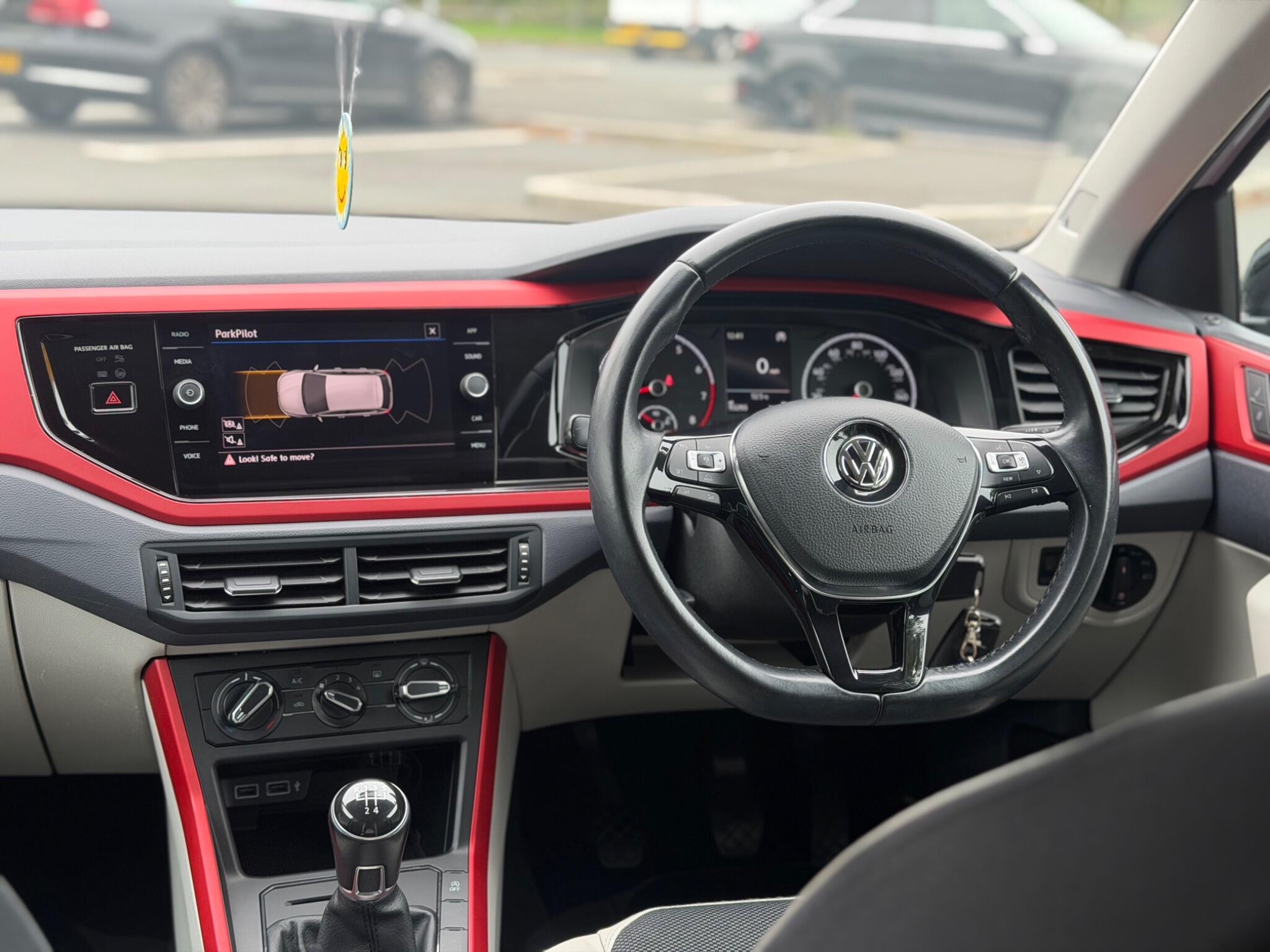 Volkswagen Polo - Image 26