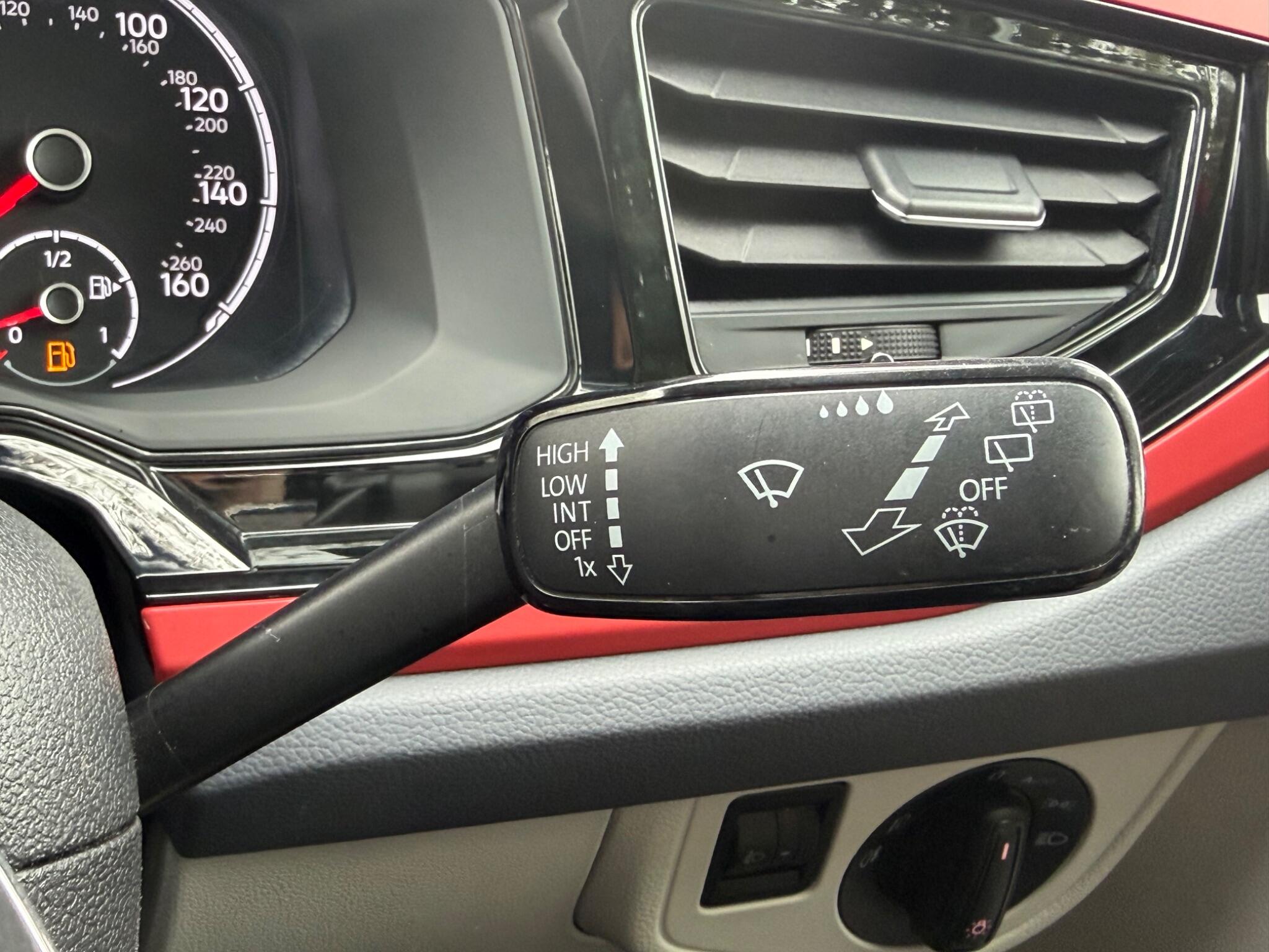 Volkswagen Polo - Image 36