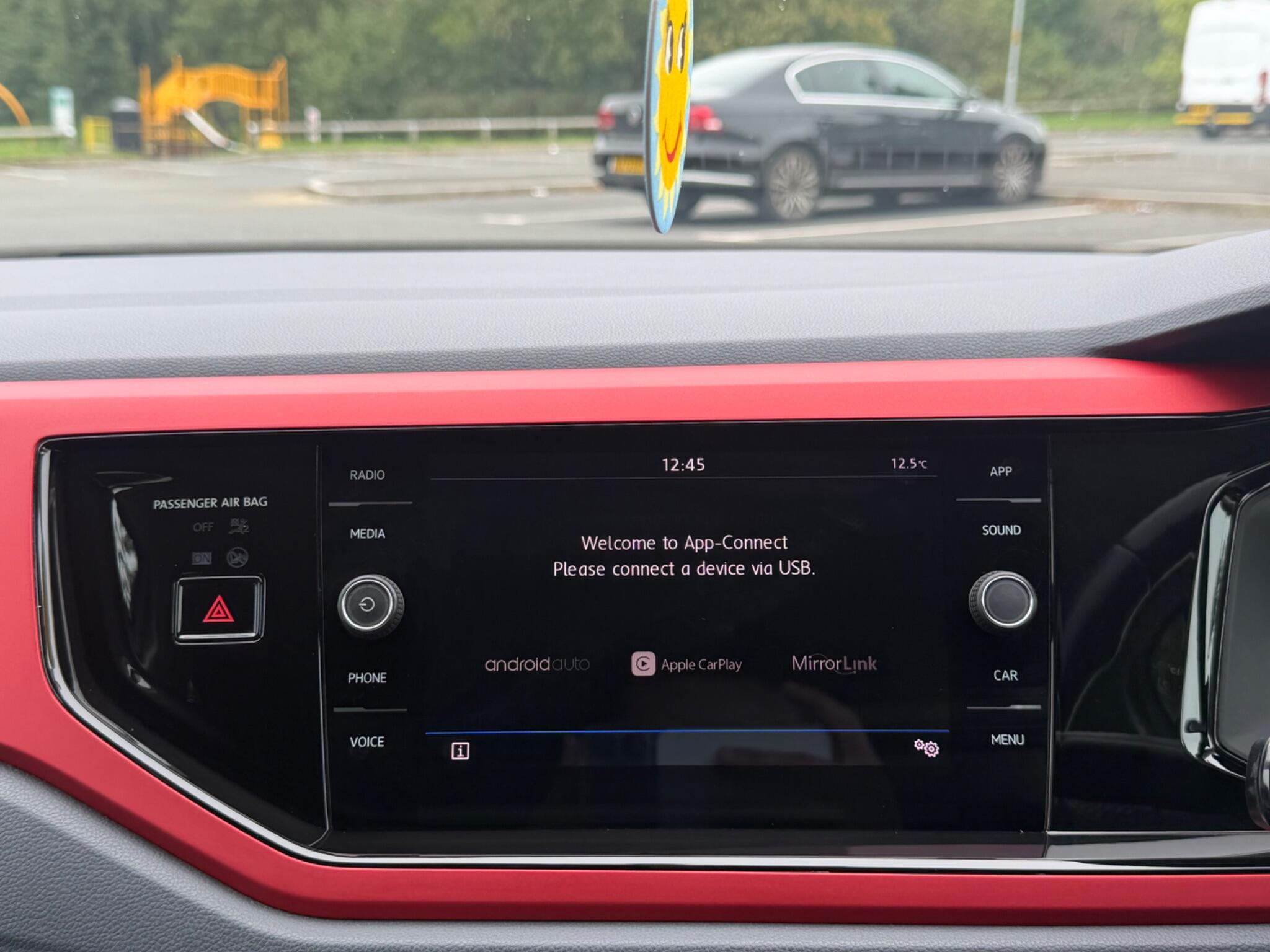 Volkswagen Polo - Image 50