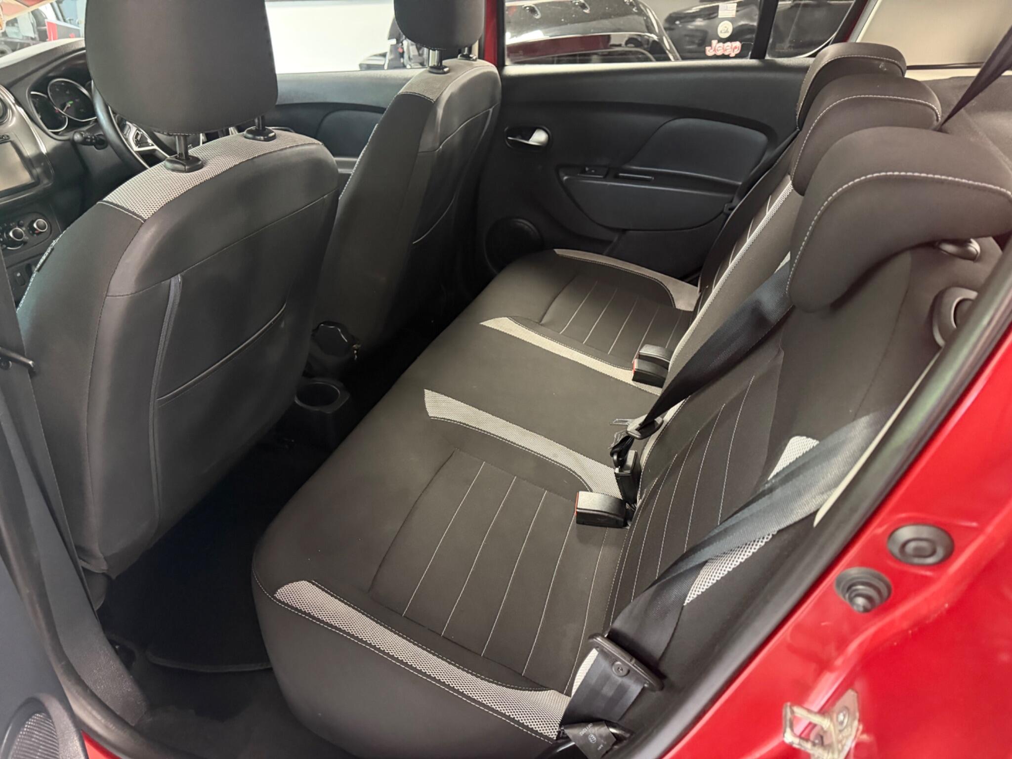 Dacia Sandero Stepway - Image 16