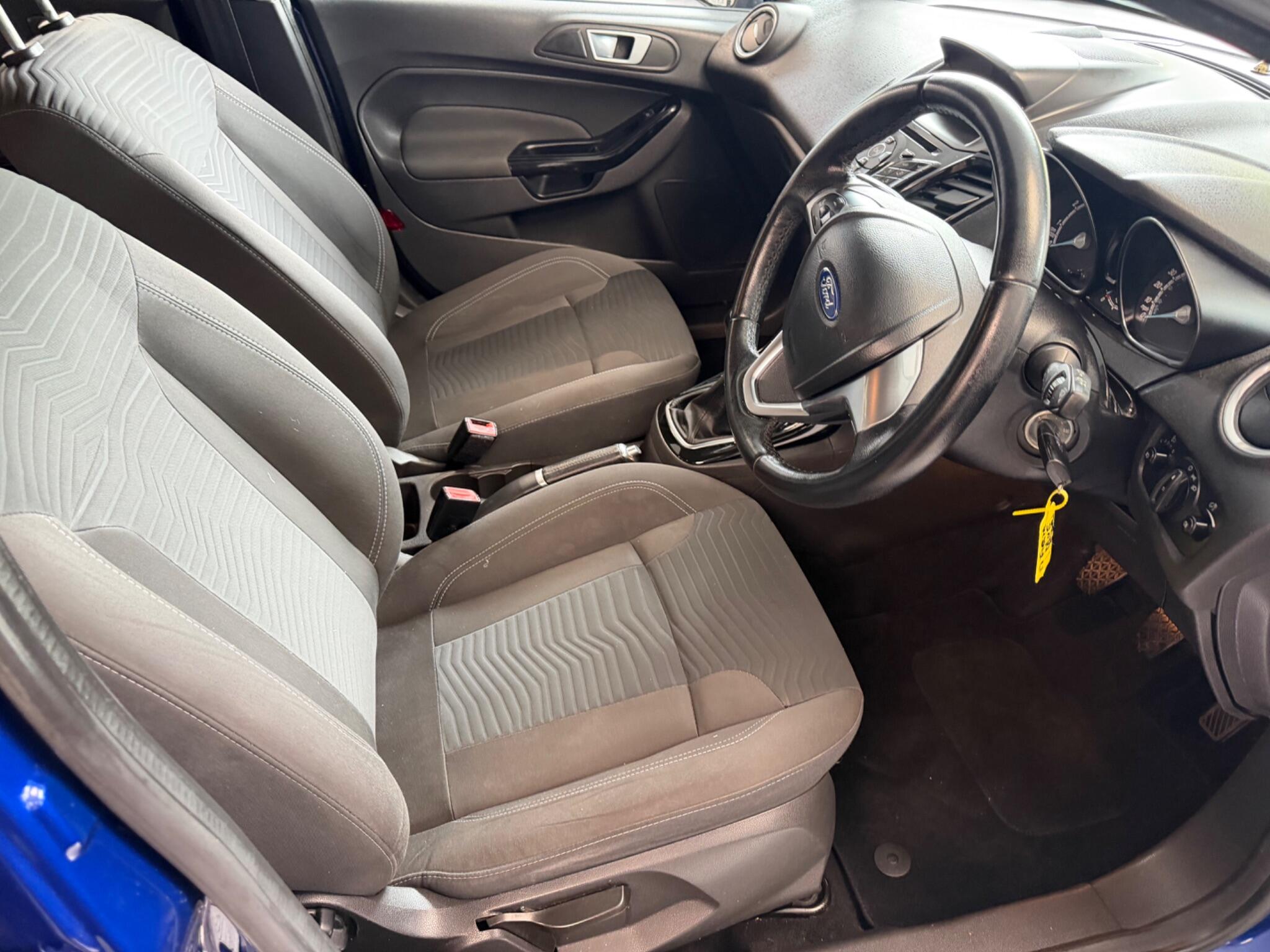 Ford Fiesta - Image 17