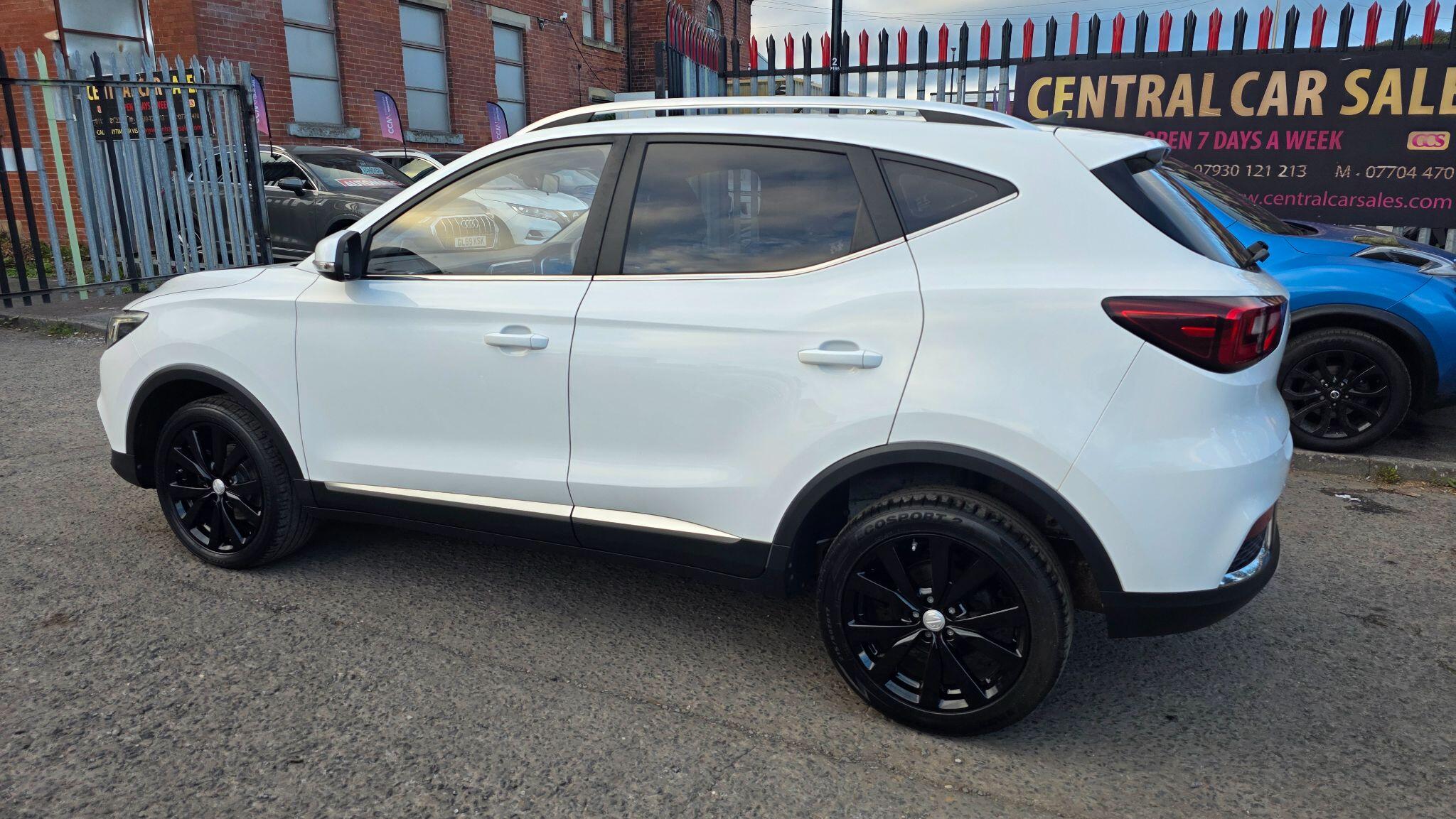 MG MG ZS - Image 13