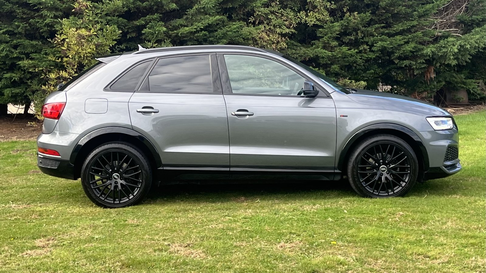 Audi Q3 - Image 5
