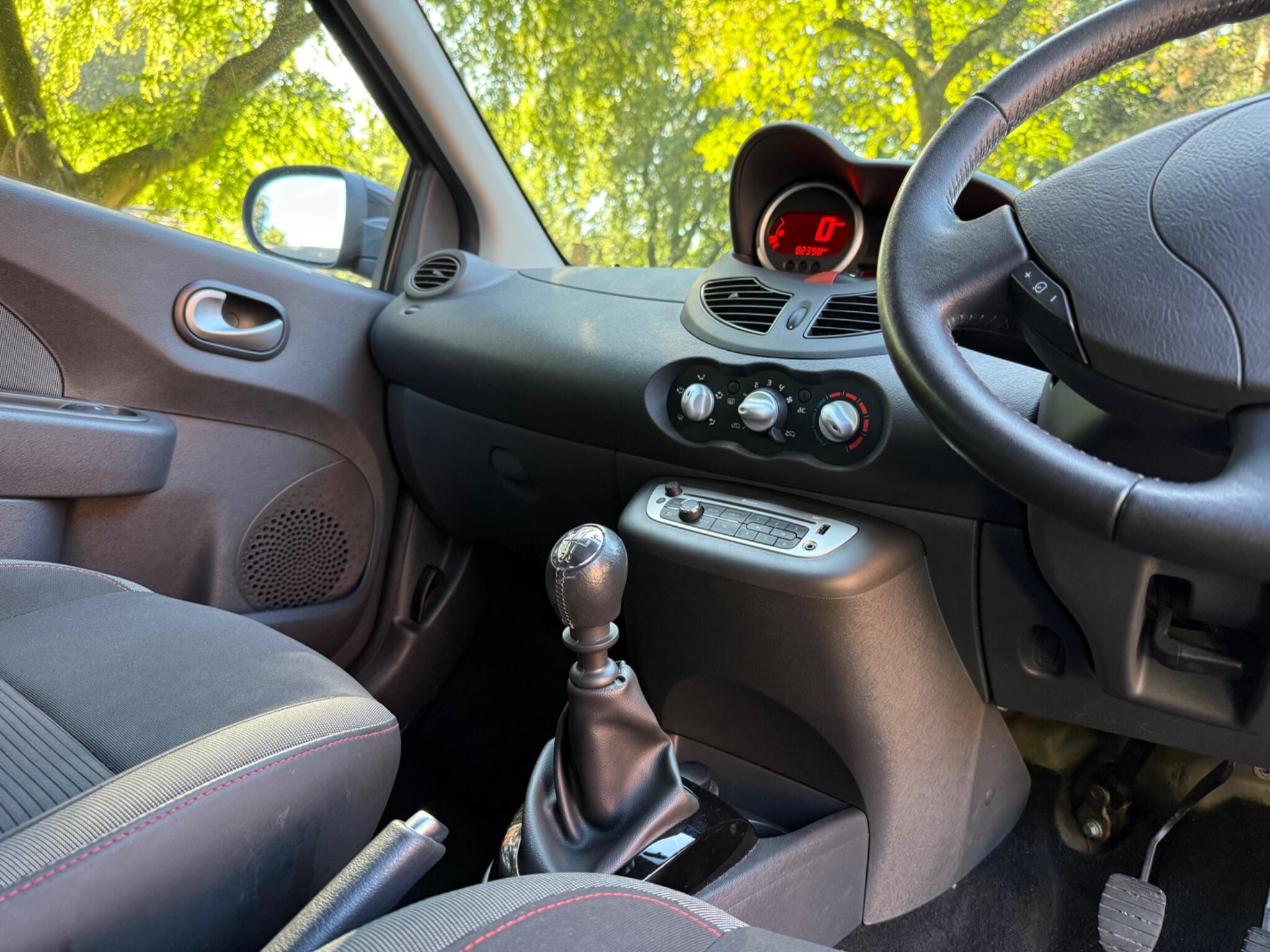 Renault Twingo - Image 20