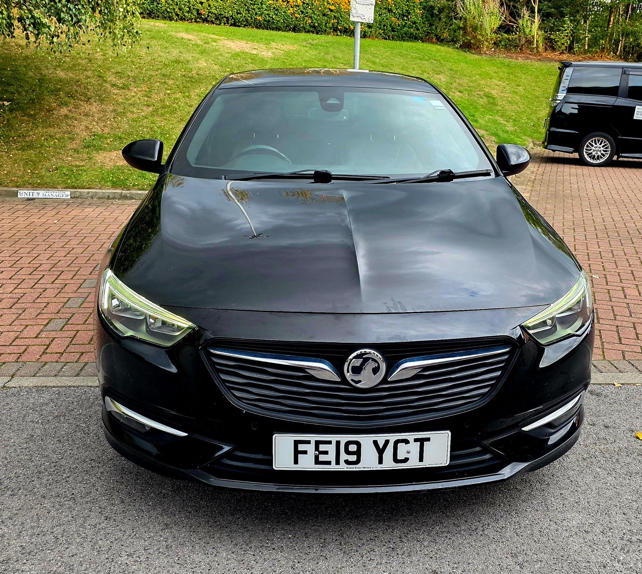 Vauxhall Insignia - Image 2